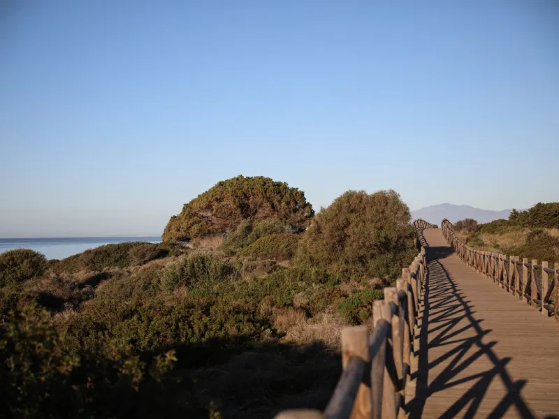 Unique property located in one of the most exclusive Boutique complexes in Marbella East, Marbella Sunset, right above the UNESCO protected Artola sand dunes and just a few steps from the golf course.
