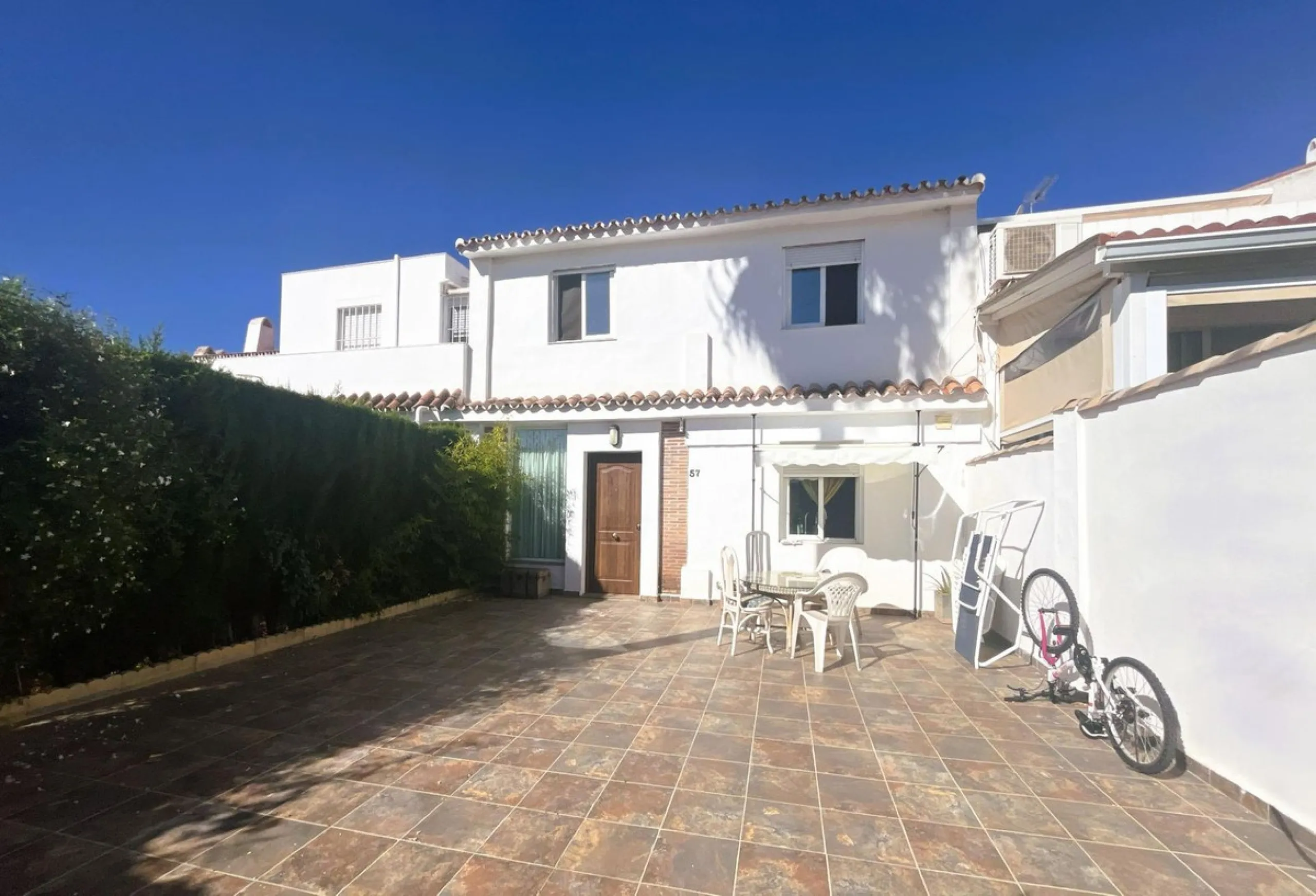 Imagine waking up every morning in a peaceful setting, surrounded by greenery, with the freedom of enjoying your own private outdoor space and the excitement of shaping a home just the way you envision it. This charming semi-detached house in the gated Ma