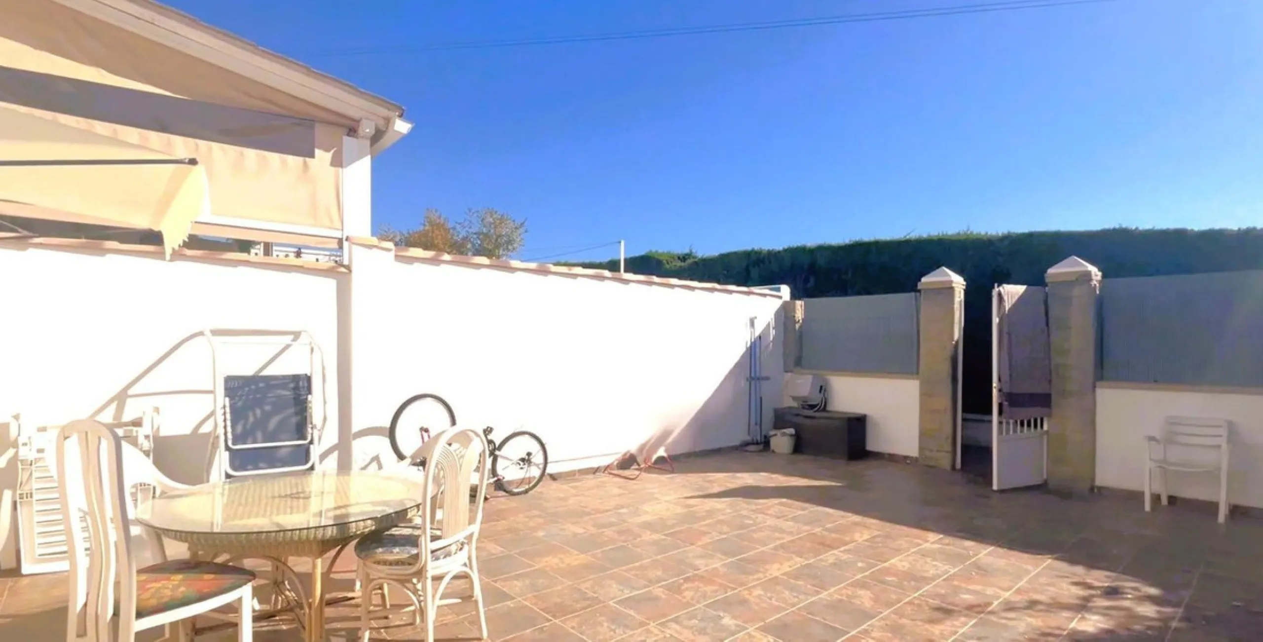 Imagine waking up every morning in a peaceful setting, surrounded by greenery, with the freedom of enjoying your own private outdoor space and the excitement of shaping a home just the way you envision it. This charming semi-detached house in the gated Ma
