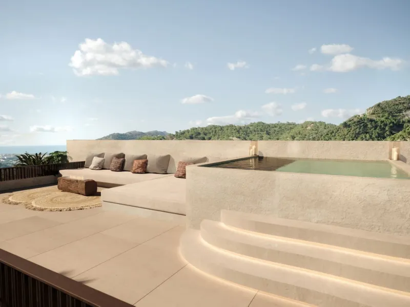 UNIQUE PLOT WITH SEA VIEWS IN MARBELLA CLUB GOLF