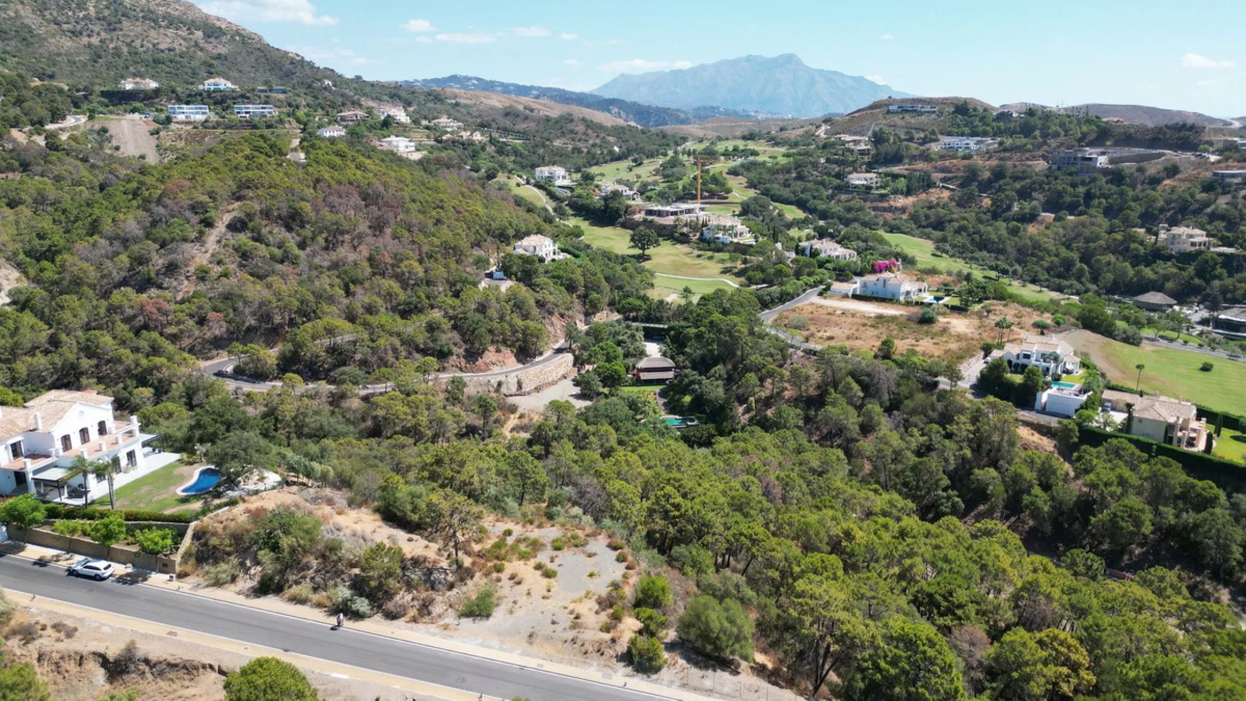 UNIQUE PLOT WITH SEA VIEWS IN MARBELLA CLUB GOLF