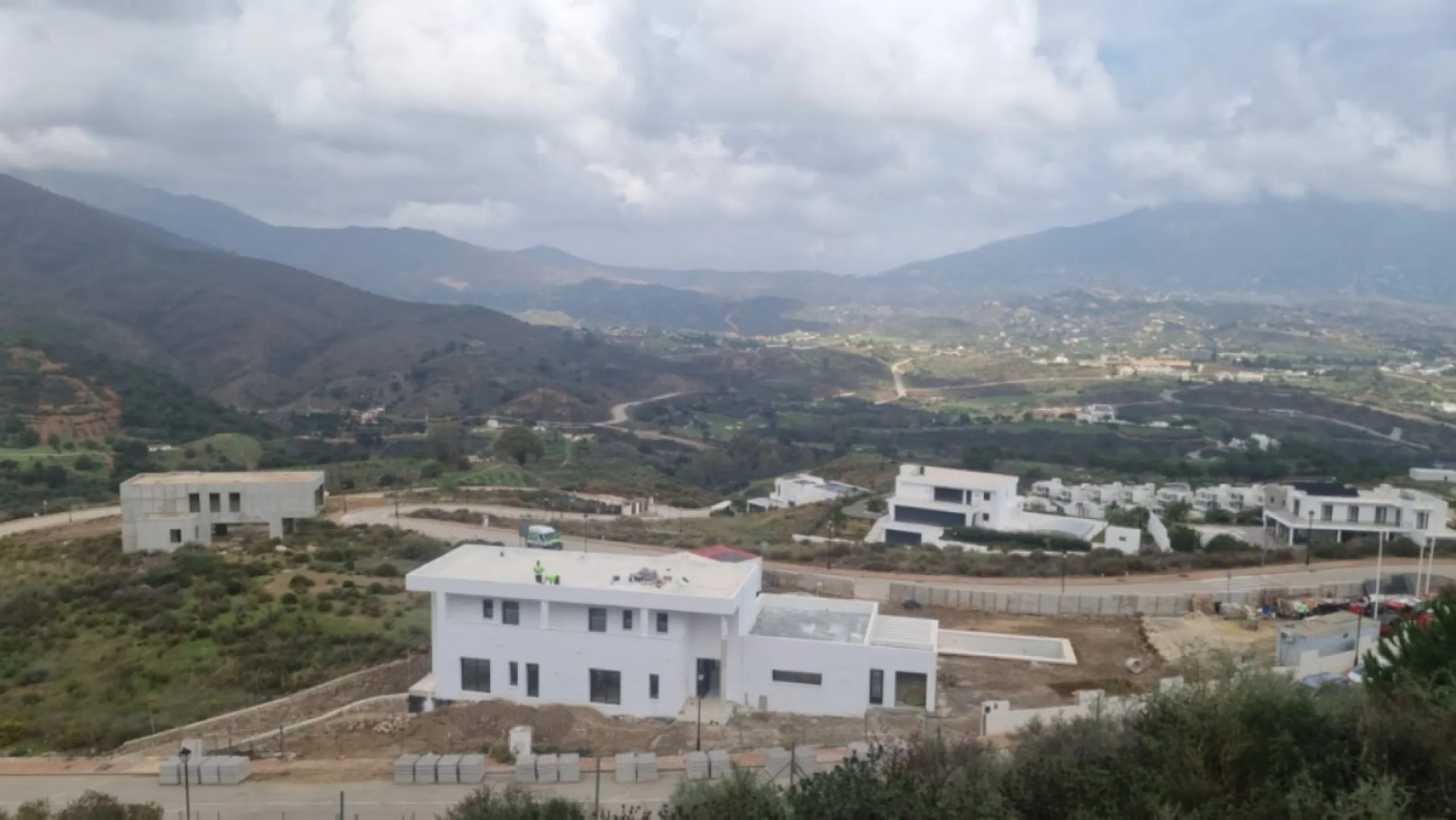 Superb urban plot for sale in a very desirable location  within the very sought after area of La Cala Golf, La Cala de Mijas.