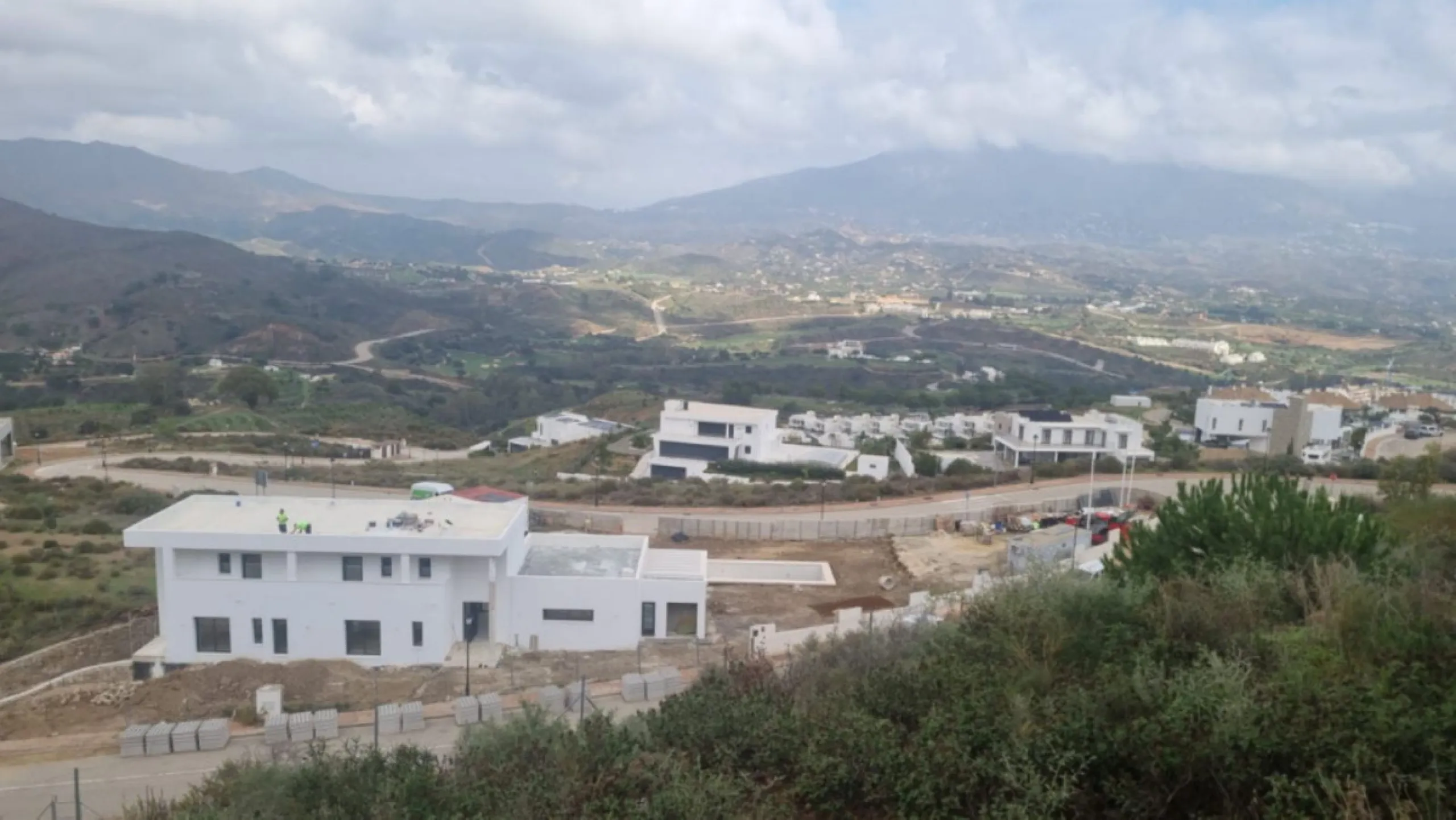 Superb urban plot for sale in a very desirable location  within the very sought after area of La Cala Golf, La Cala de Mijas.
