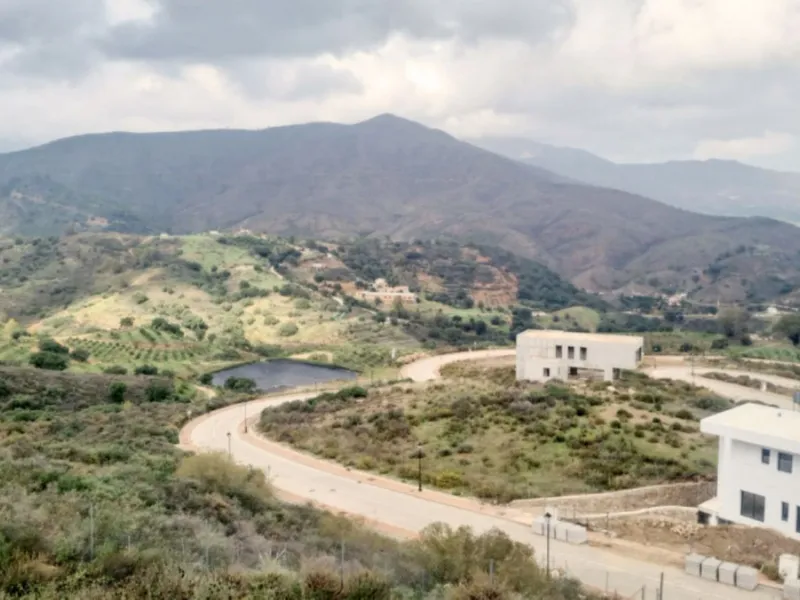 Superb urban plot for sale in a very desirable location  within the very sought after area of La Cala Golf, La Cala de Mijas.
