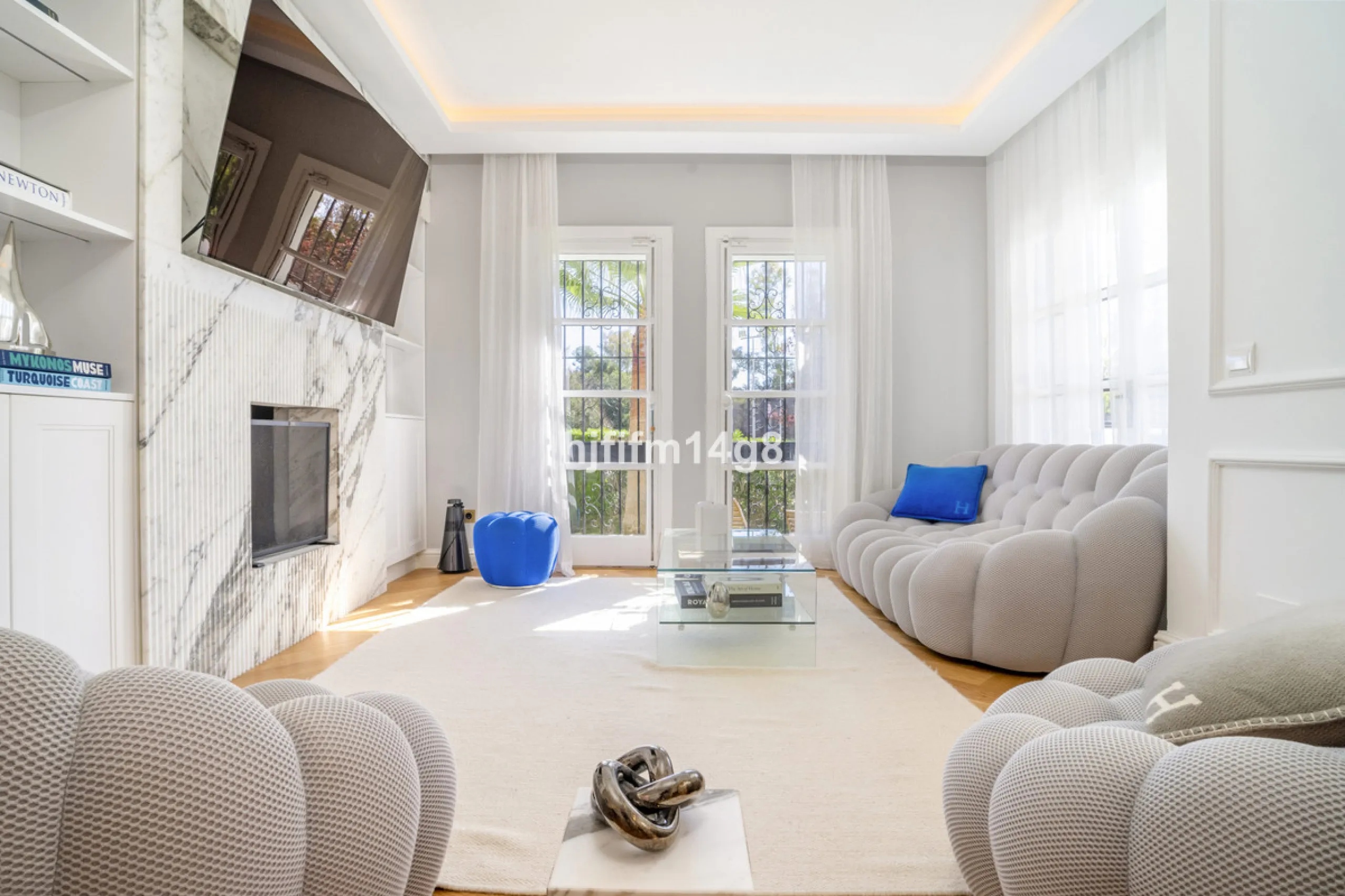 Apartment - Ground Floor Apartment в продаже в Marbella, Málaga. В доме 3 спален и 2 ванных комнат. Площадь дома 99 м²