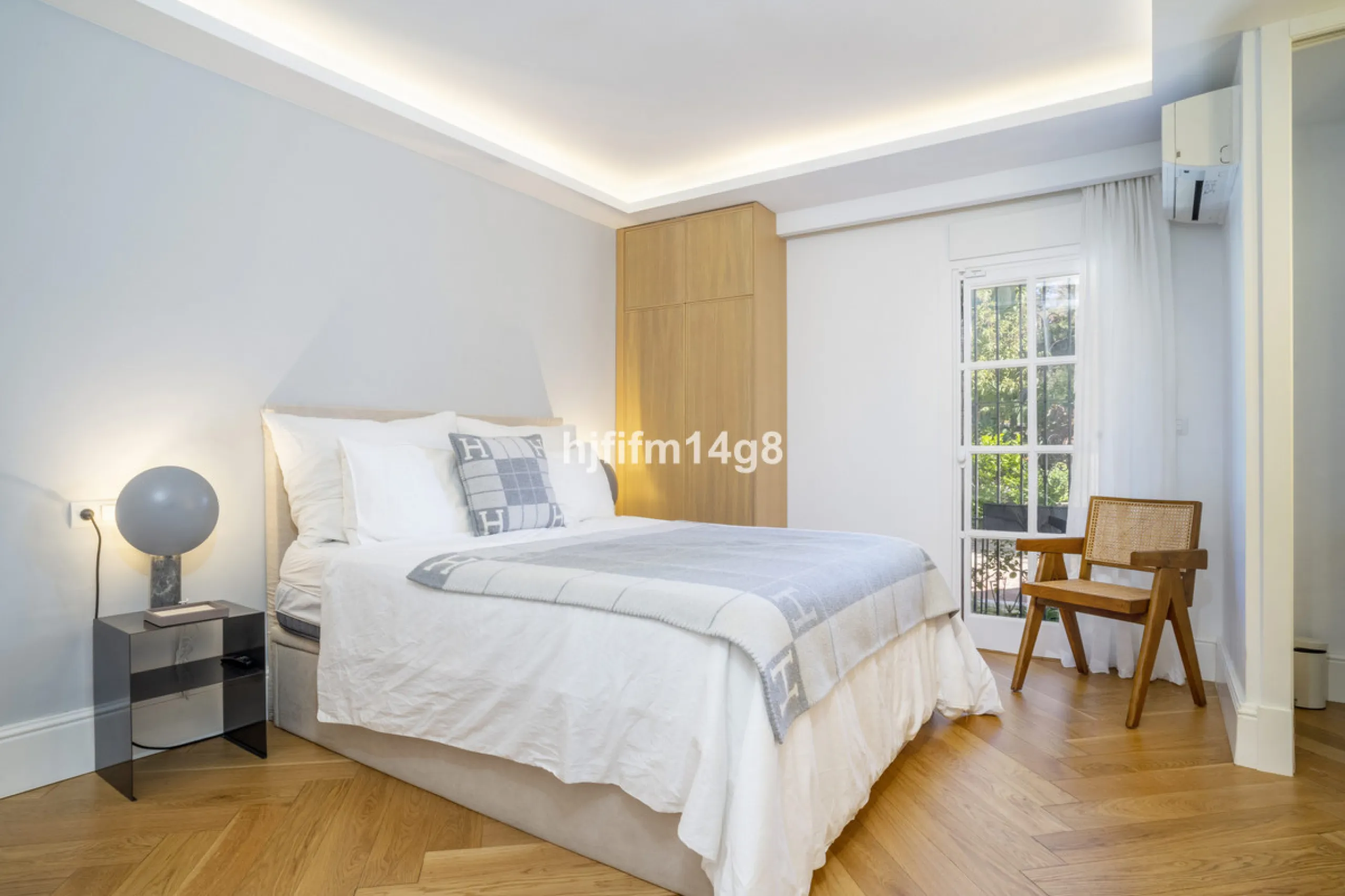 Apartment - Ground Floor Apartment в продаже в Marbella, Málaga. В доме 3 спален и 2 ванных комнат. Площадь дома 99 м²