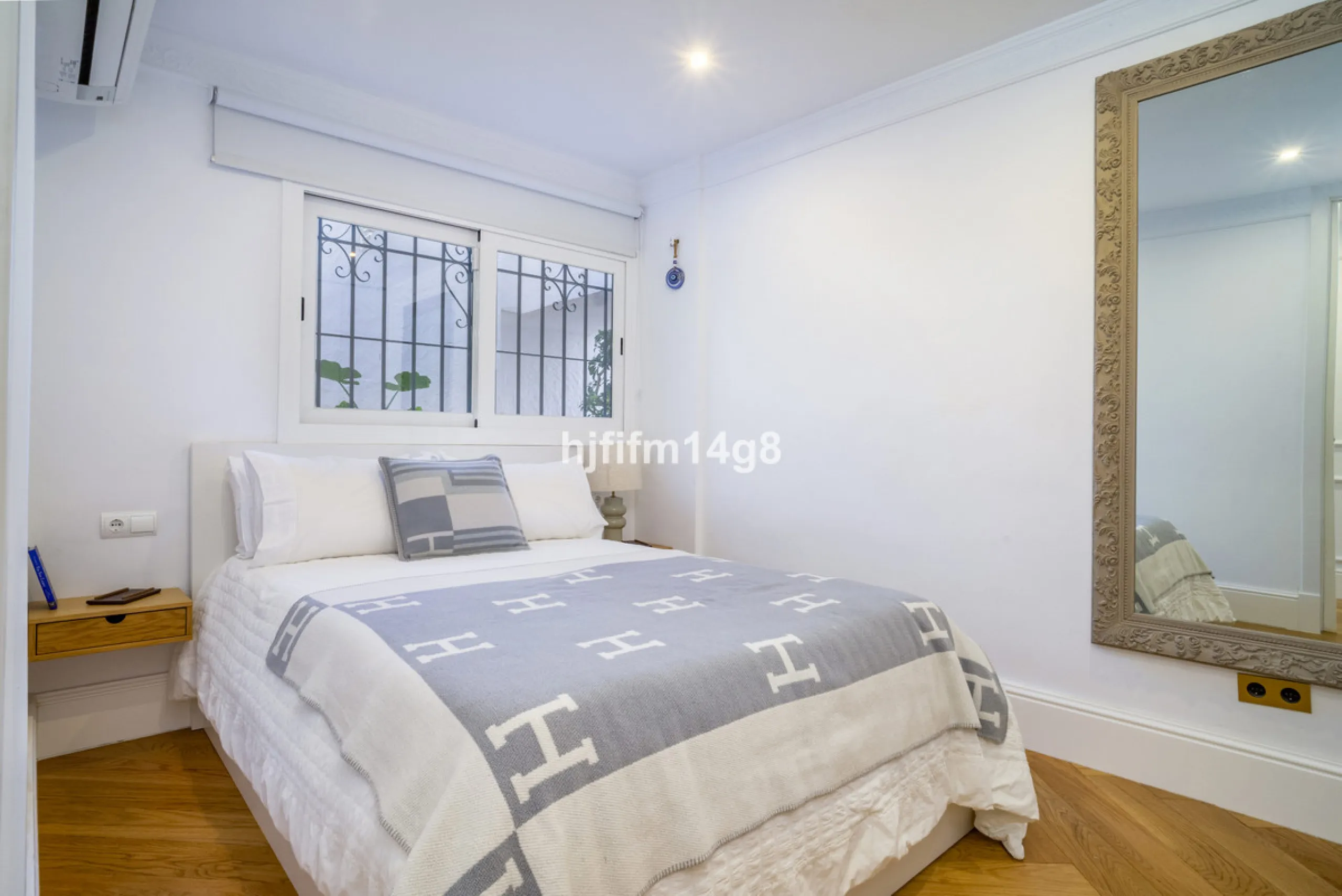 Apartment - Ground Floor Apartment в продаже в Marbella, Málaga. В доме 3 спален и 2 ванных комнат. Площадь дома 99 м²