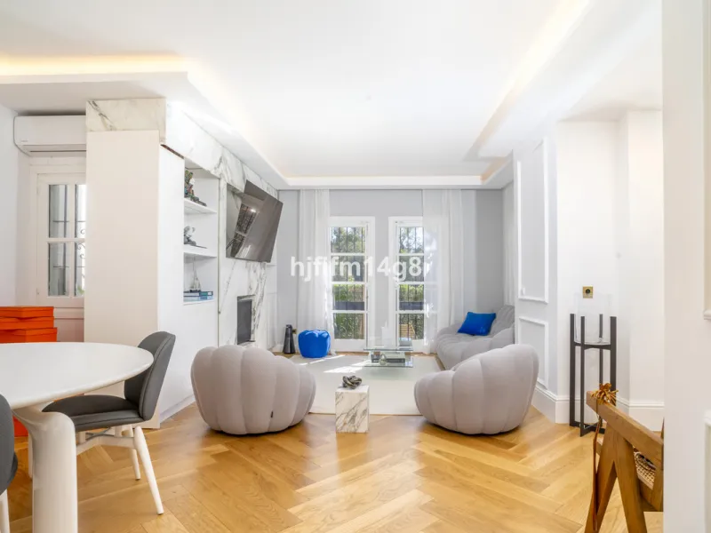 Apartment - Ground Floor Apartment в продаже в Marbella, Málaga. В доме 3 спален и 2 ванных комнат. Площадь дома 99 м²