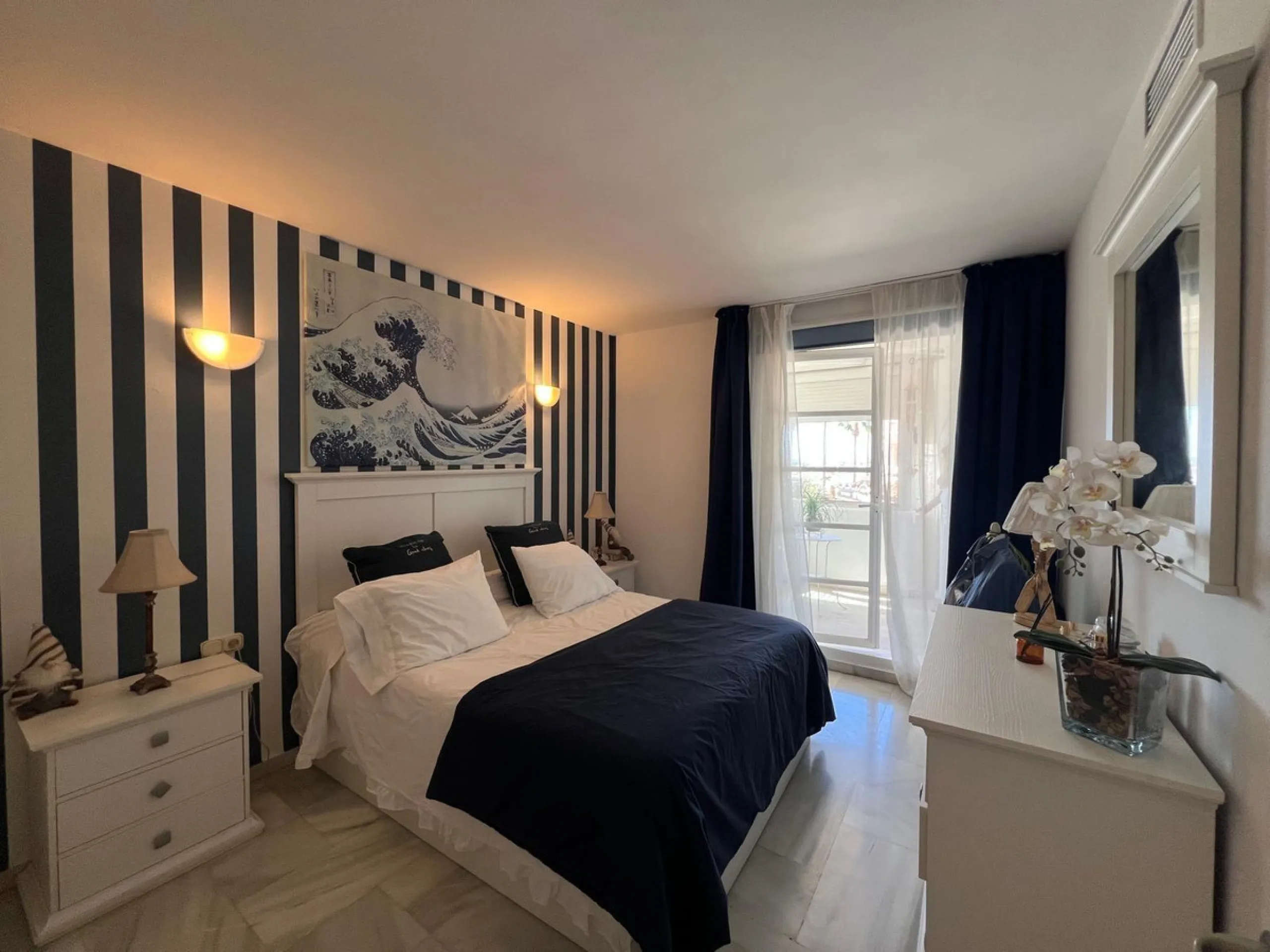 Apartment - Middle Floor Apartment в продаже в Benalmadena, Málaga. В доме 1 спален и 1 ванных комнат. Площадь дома 73 м²