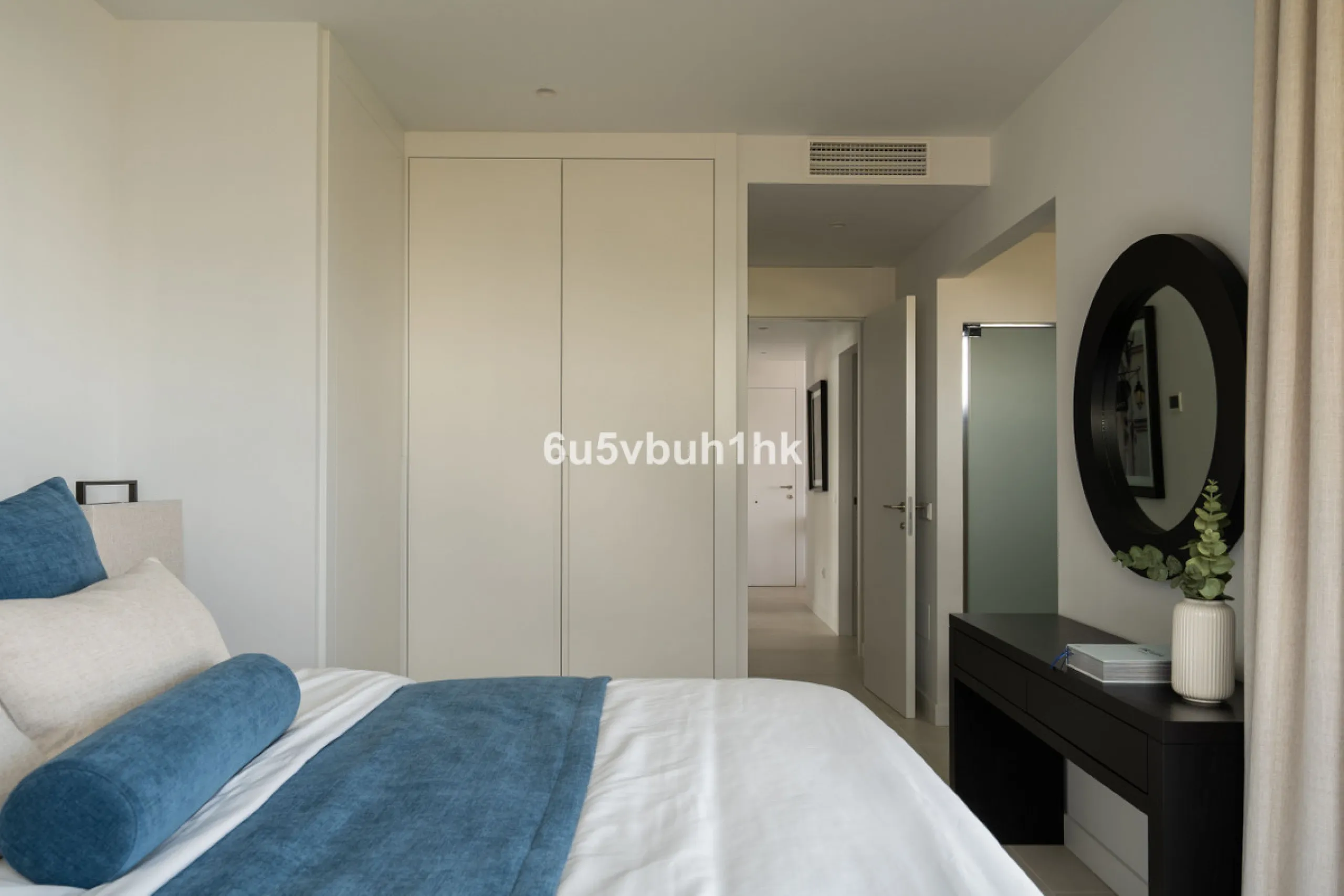 Discover this exclusive newly built property (2025) located in one of the most sought-after areas on the Costa del Sol: Higuerón West – a setting that blends luxury, comfort, and Mediterranean lifestyle.