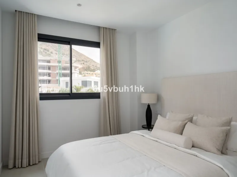 Discover this exclusive newly built property (2025) located in one of the most sought-after areas on the Costa del Sol: Higuerón West – a setting that blends luxury, comfort, and Mediterranean lifestyle.
