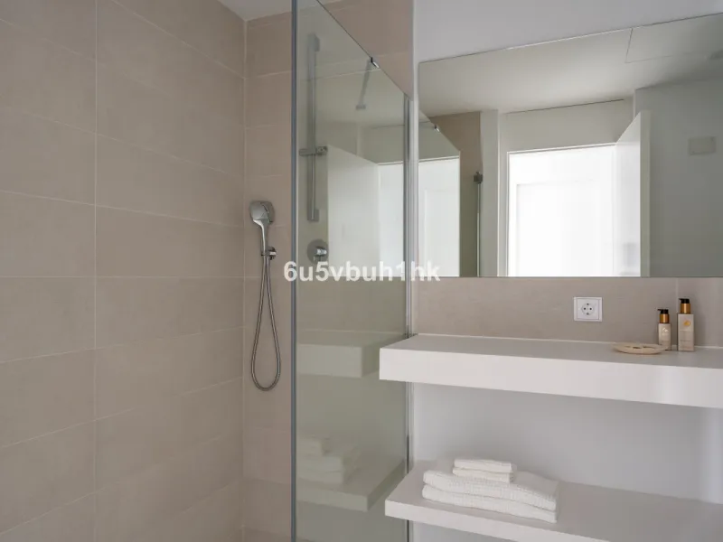 Discover this exclusive newly built property (2025) located in one of the most sought-after areas on the Costa del Sol: Higuerón West – a setting that blends luxury, comfort, and Mediterranean lifestyle.