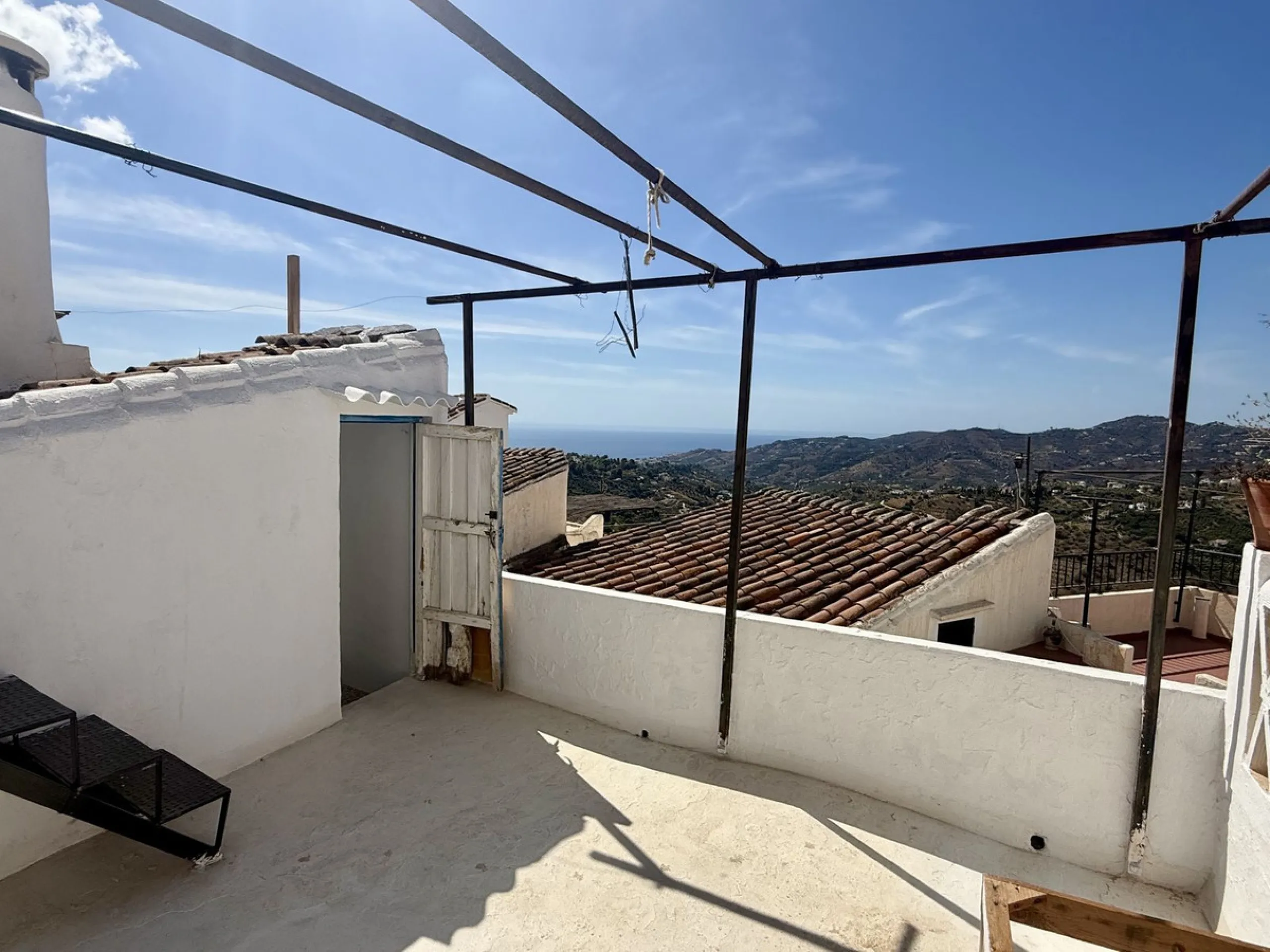 Charming Townhouse in the Heart of Frigiliana with Panoramic Views
