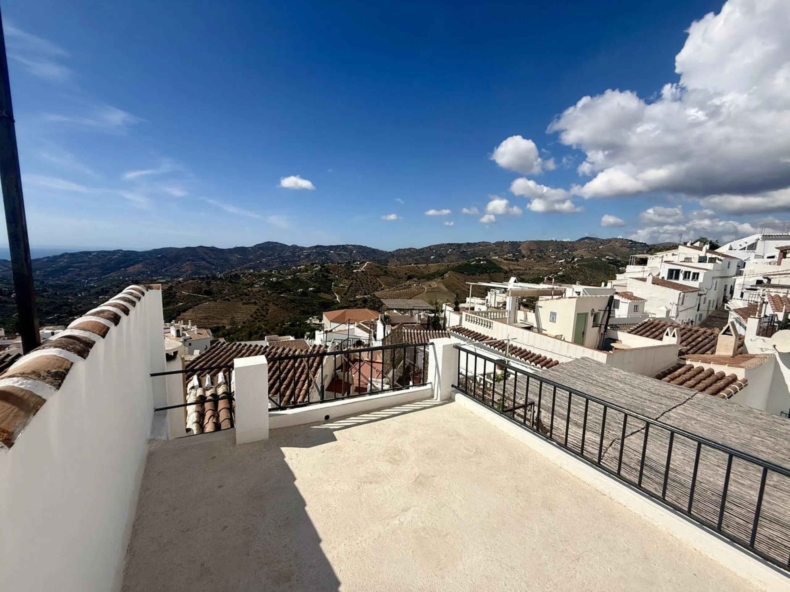 Charming Townhouse in the Heart of Frigiliana with Panoramic Views