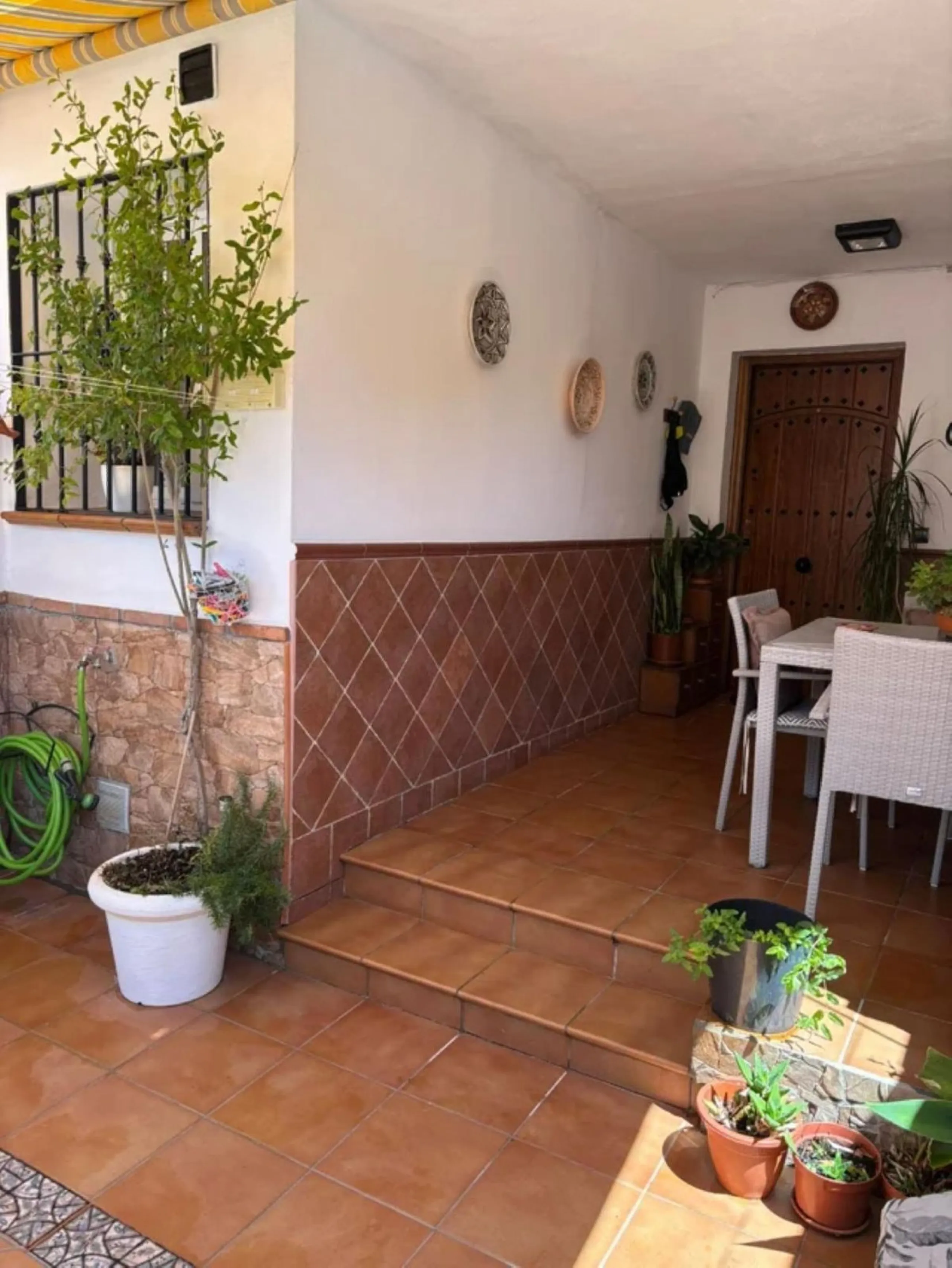 Elegant Semi-Detached Residence in Alhaurín de la Torre