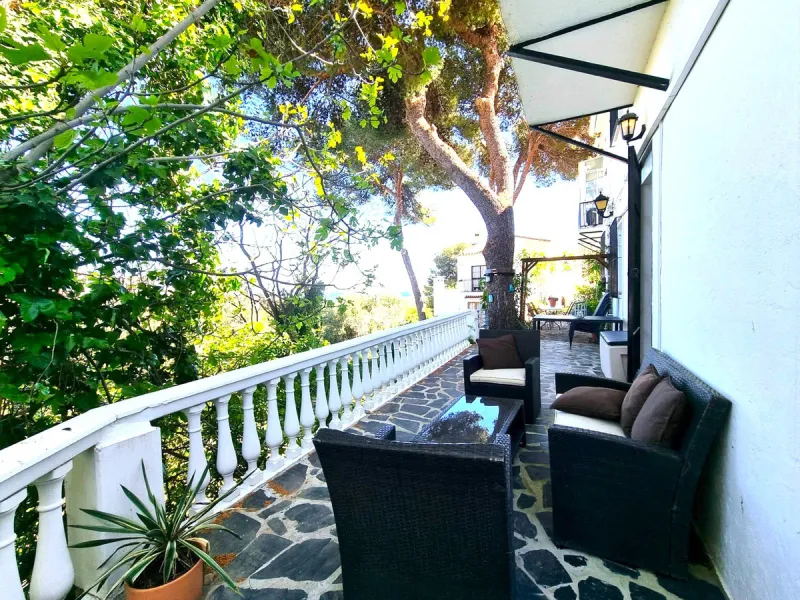 House - Semi-Detached House в продаже в Benalmadena, Málaga. В доме 2 спален и 2 ванных комнат. Площадь дома 93 м². Площадь участка 101 м²