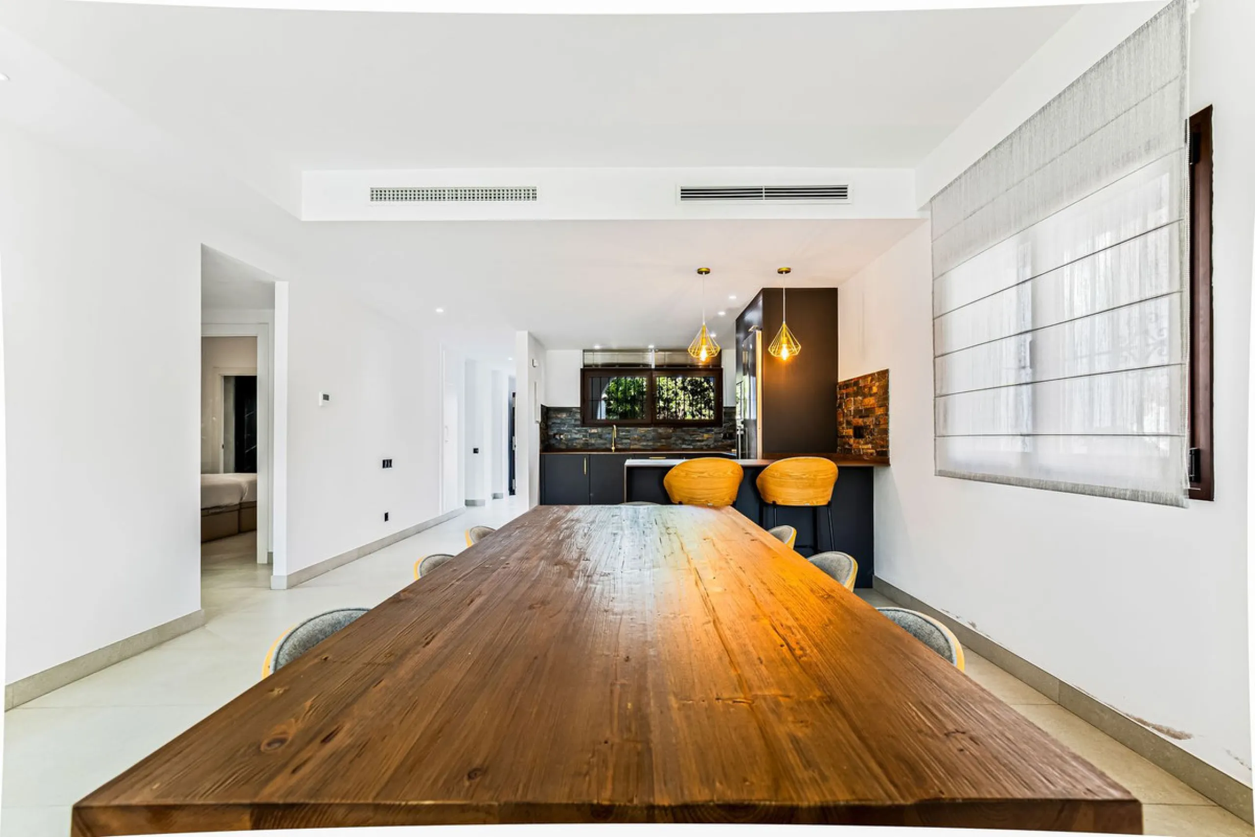 Modern 4-Bedroom Ground-Floor Apartment, Villa Marina (Puerto Banús)