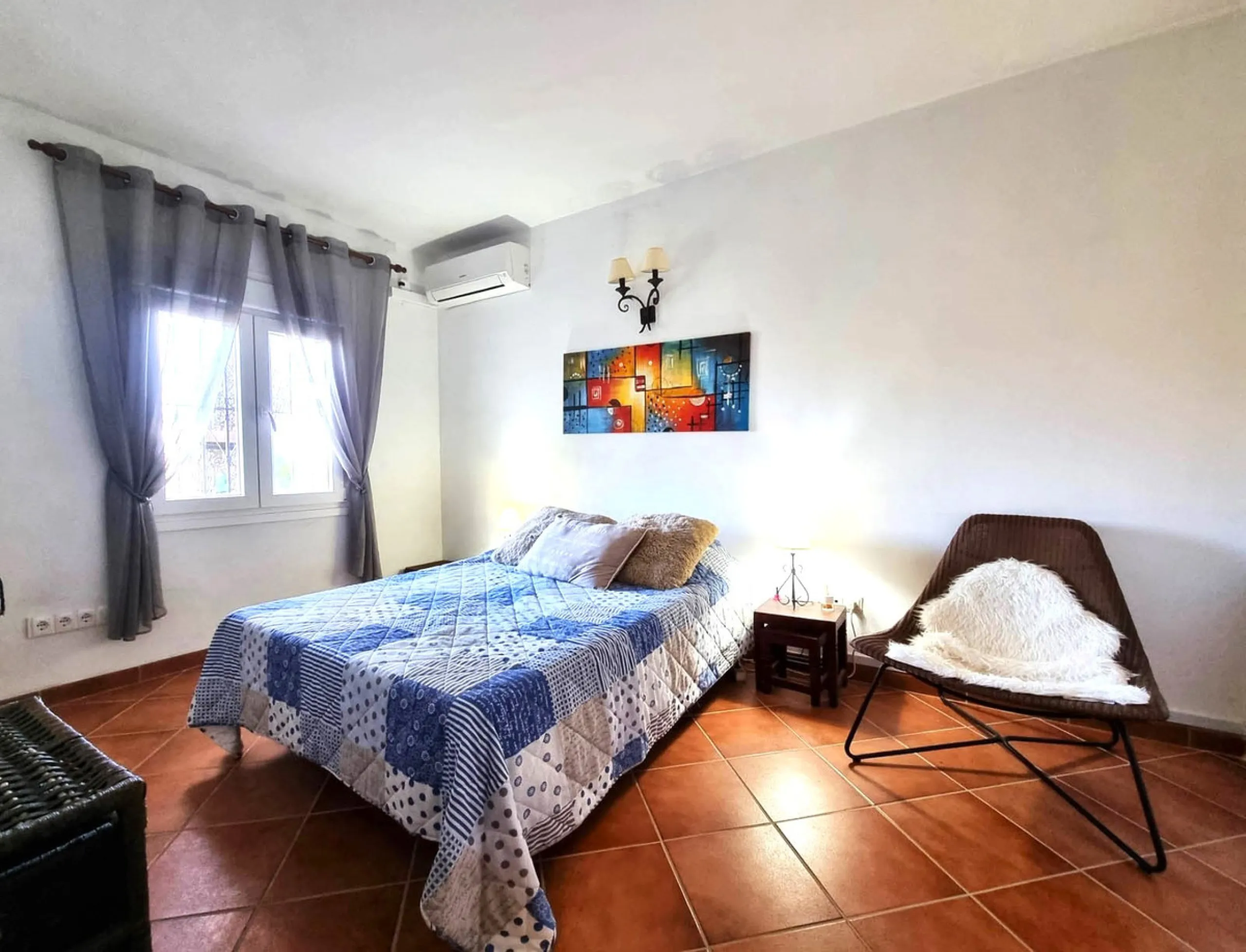 House - Semi-Detached House в продаже в Benalmadena, Málaga. В доме 2 спален и 2 ванных комнат. Площадь дома 93 м². Площадь участка 101 м²