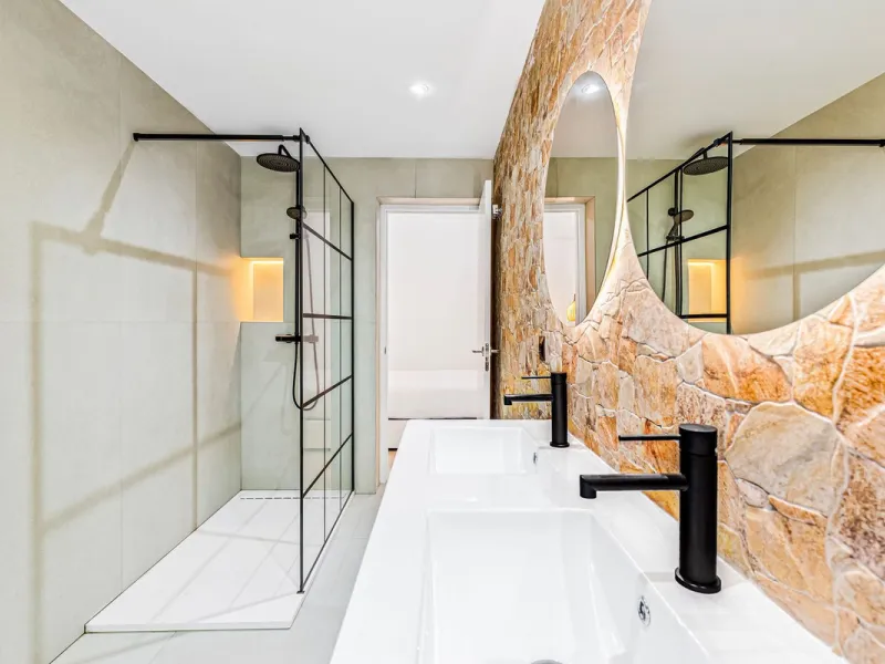 Modern 4-Bedroom Ground-Floor Apartment, Villa Marina (Puerto Banús)