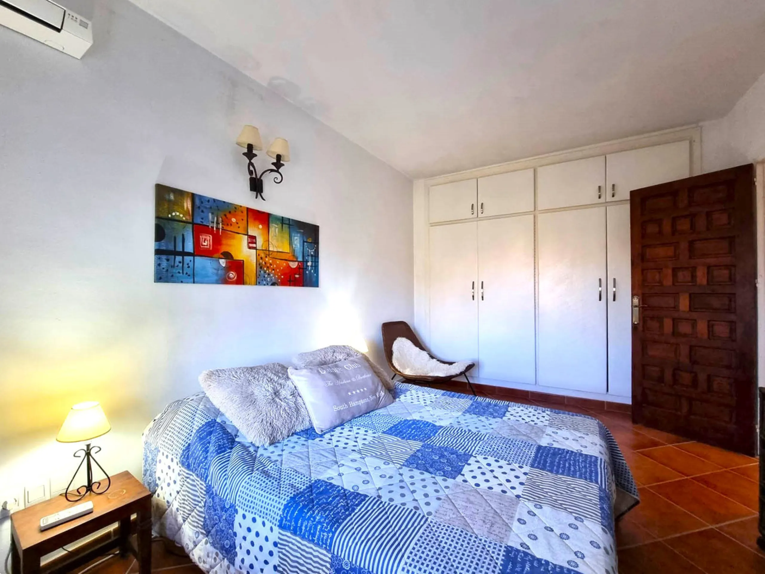 House - Semi-Detached House в продаже в Benalmadena, Málaga. В доме 2 спален и 2 ванных комнат. Площадь дома 93 м². Площадь участка 101 м²