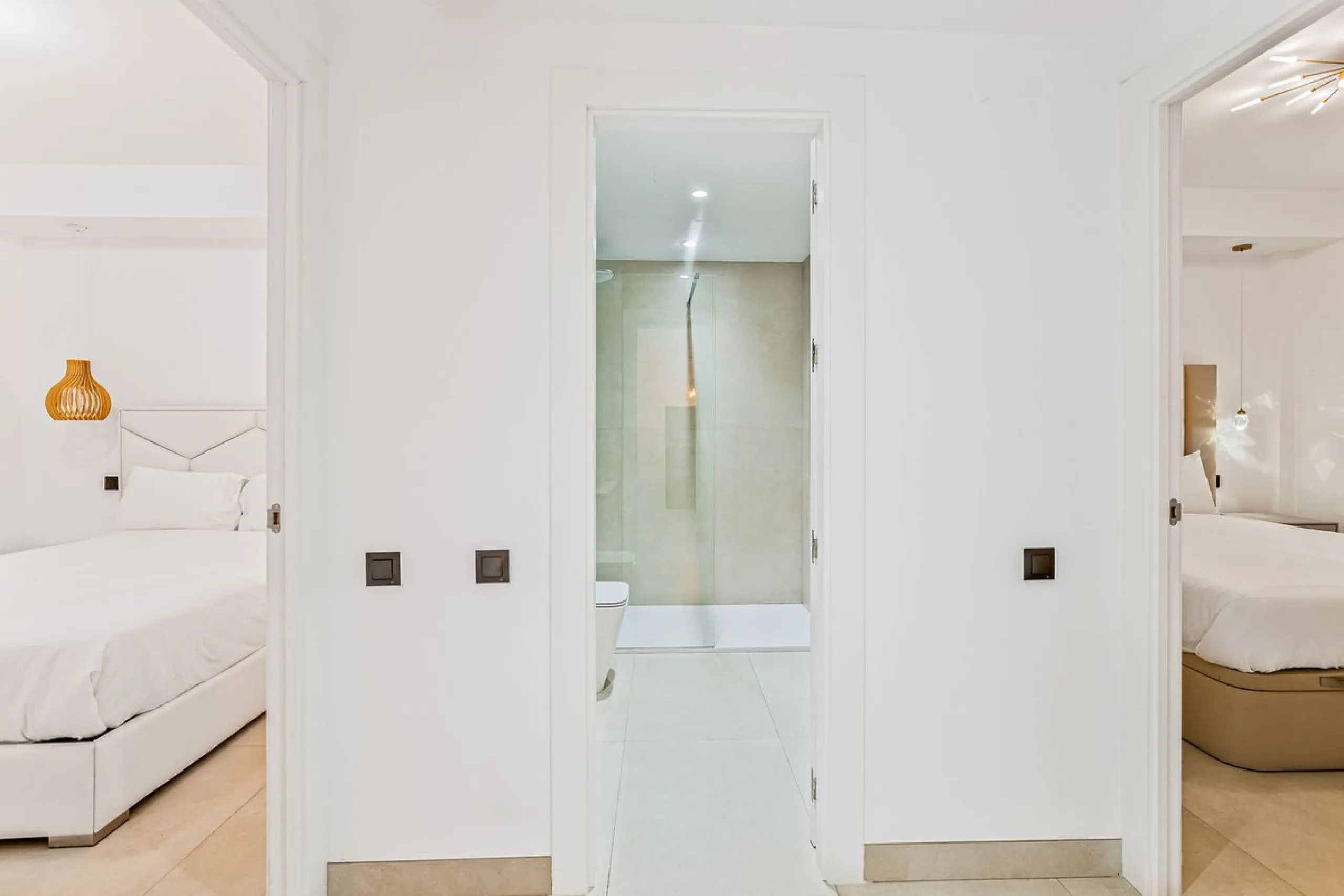 Modern 4-Bedroom Ground-Floor Apartment, Villa Marina (Puerto Banús)
