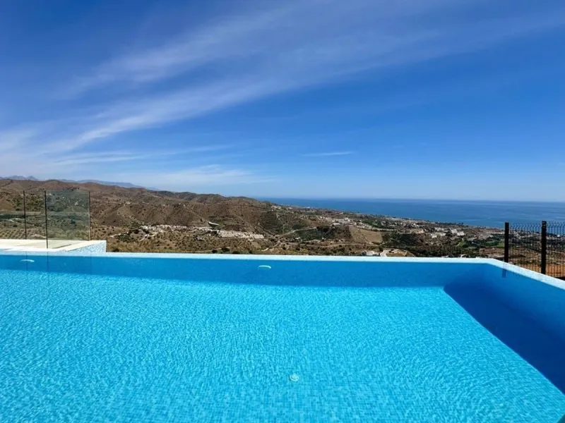 A Stylish Retreat on the Costa del Sol