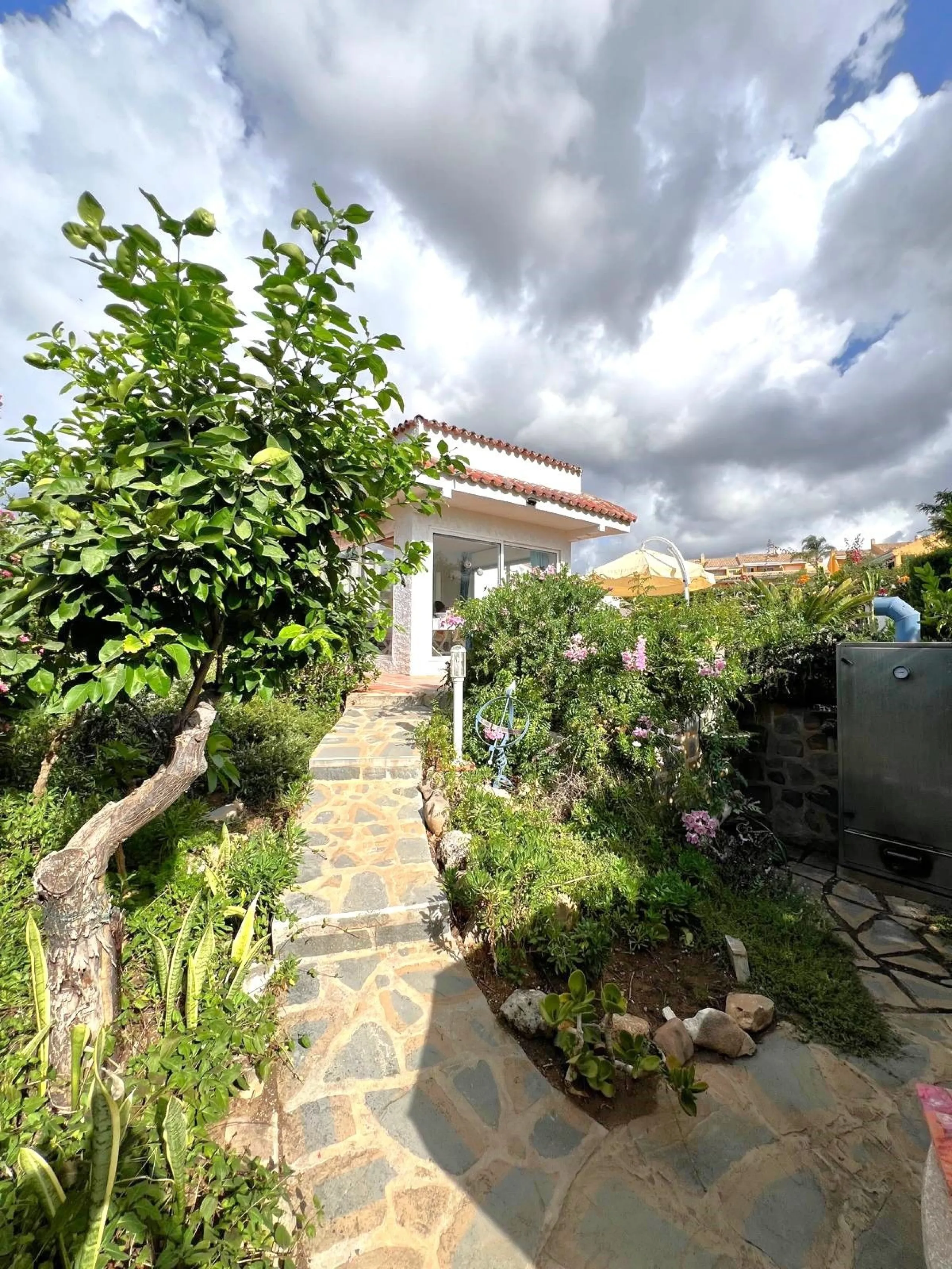 For Sale – Charming 3-Bedroom Villa in Marbella's Most Sought-After Location