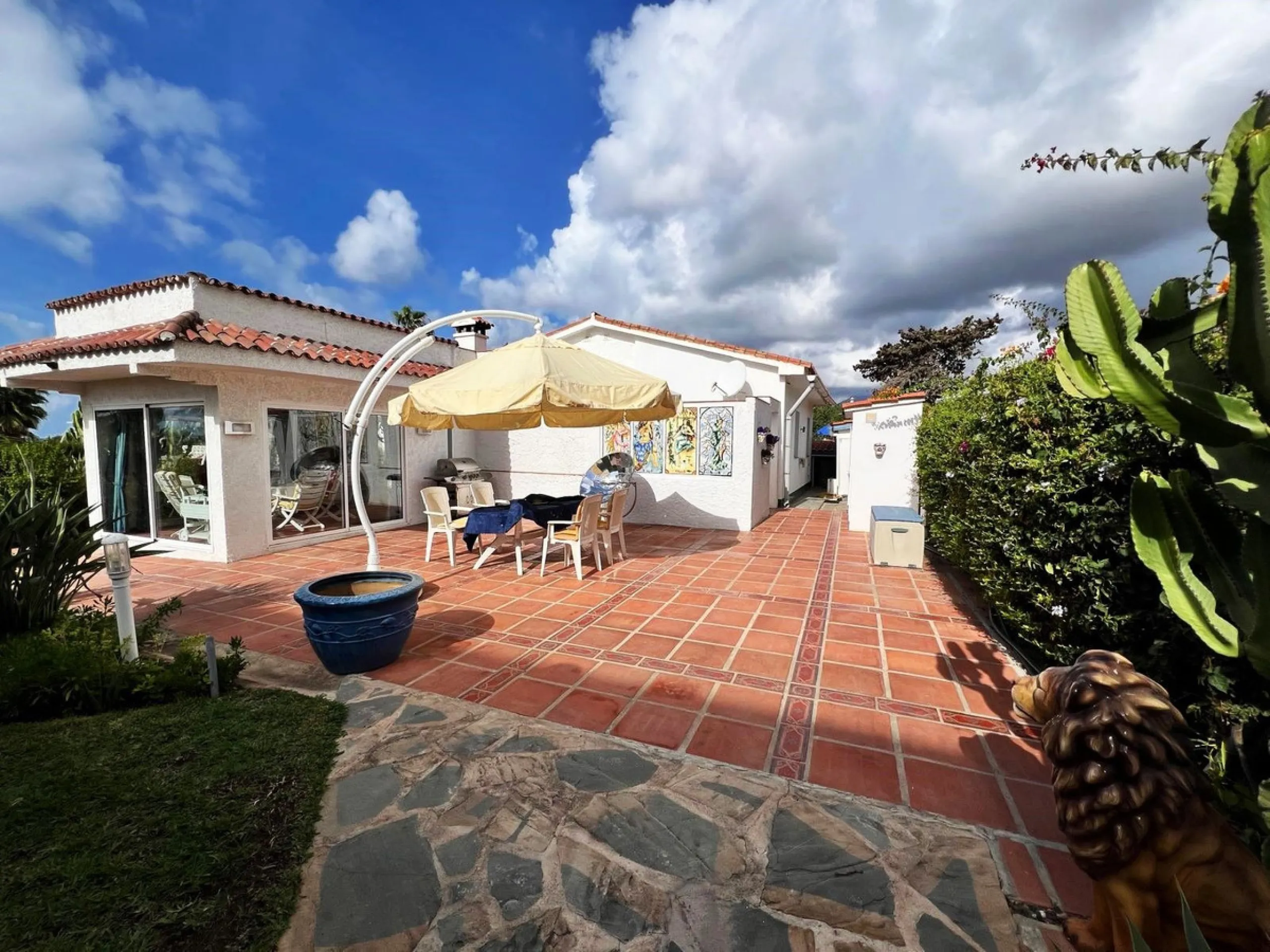 For Sale – Charming 3-Bedroom Villa in Marbella's Most Sought-After Location