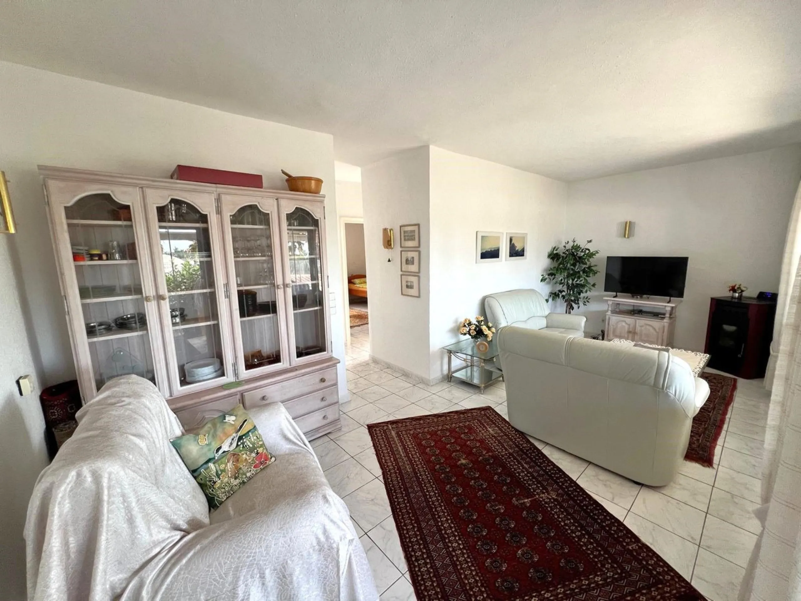 For Sale – Charming 3-Bedroom Villa in Marbella's Most Sought-After Location