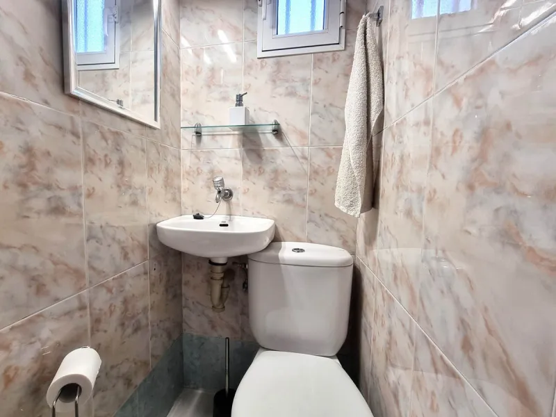 House - Semi-Detached House в продаже в Benalmadena, Málaga. В доме 2 спален и 2 ванных комнат. Площадь дома 93 м². Площадь участка 101 м²