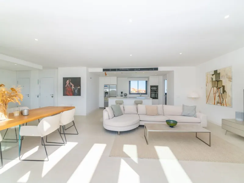 Exclusive Penthouse in Higuerón – Luxury Living on One Level