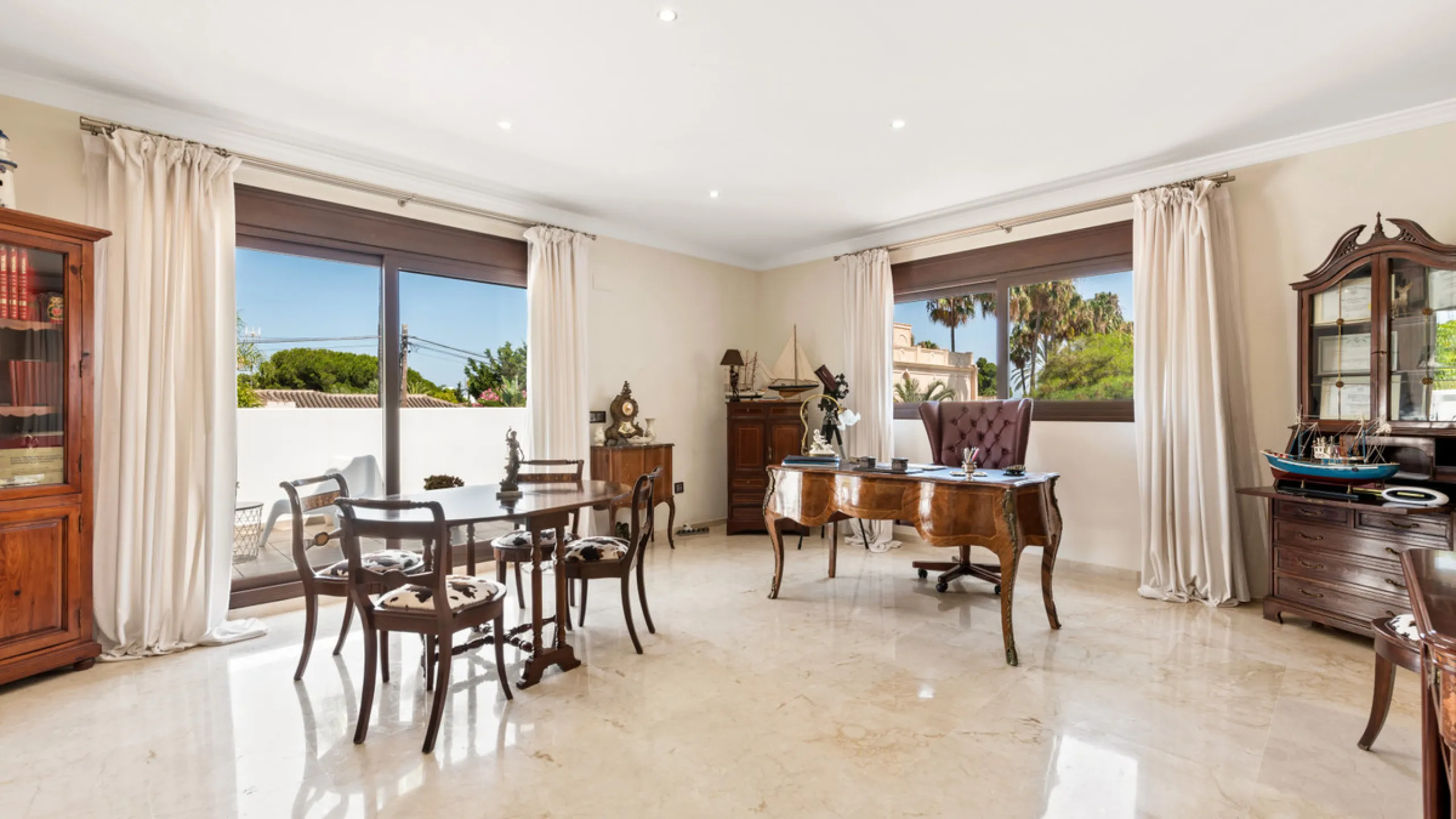 Impressive luxurious Andalusian style villa on the Atalaya beachside, a few steps from the beach.