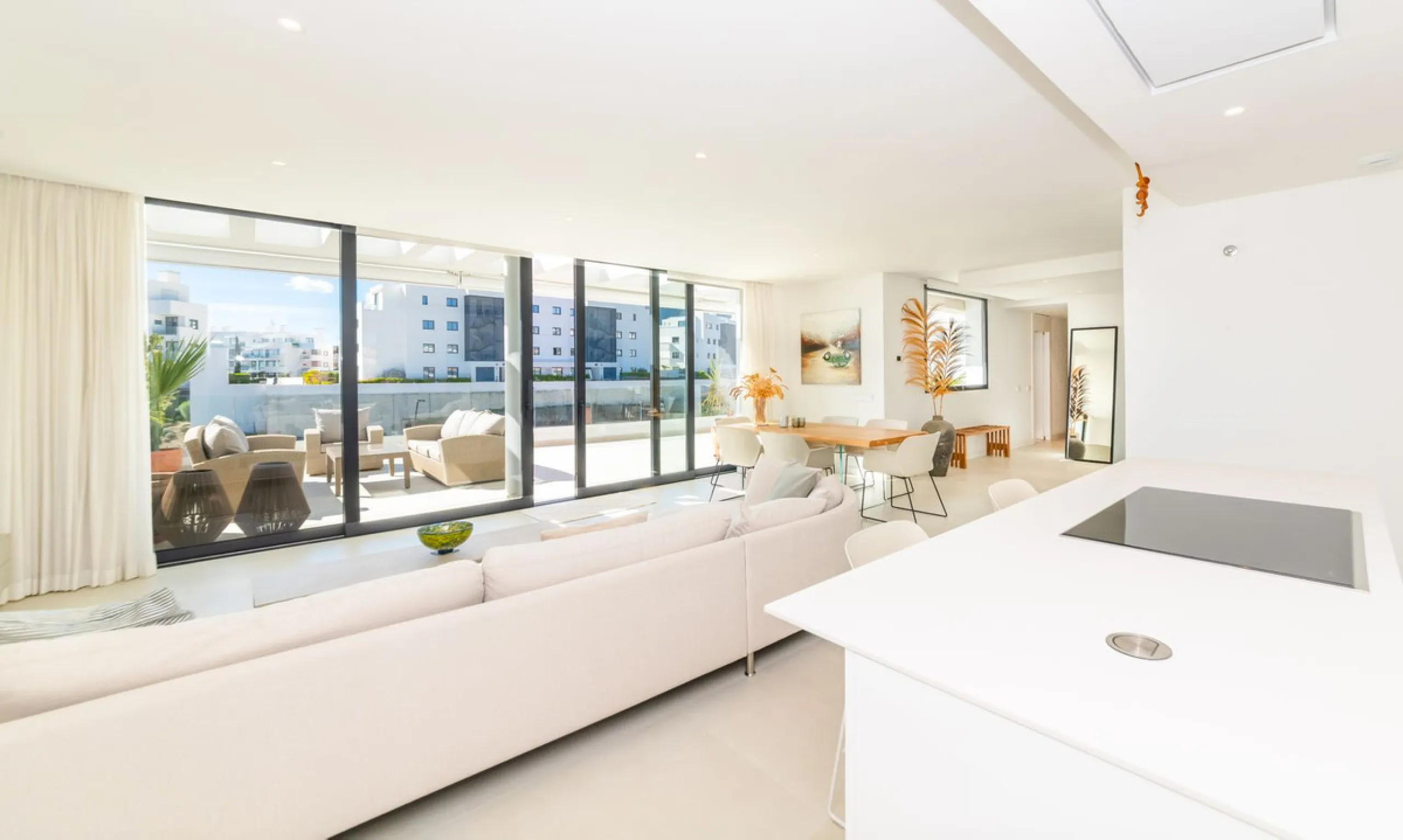 Exclusive Penthouse in Higuerón – Luxury Living on One Level