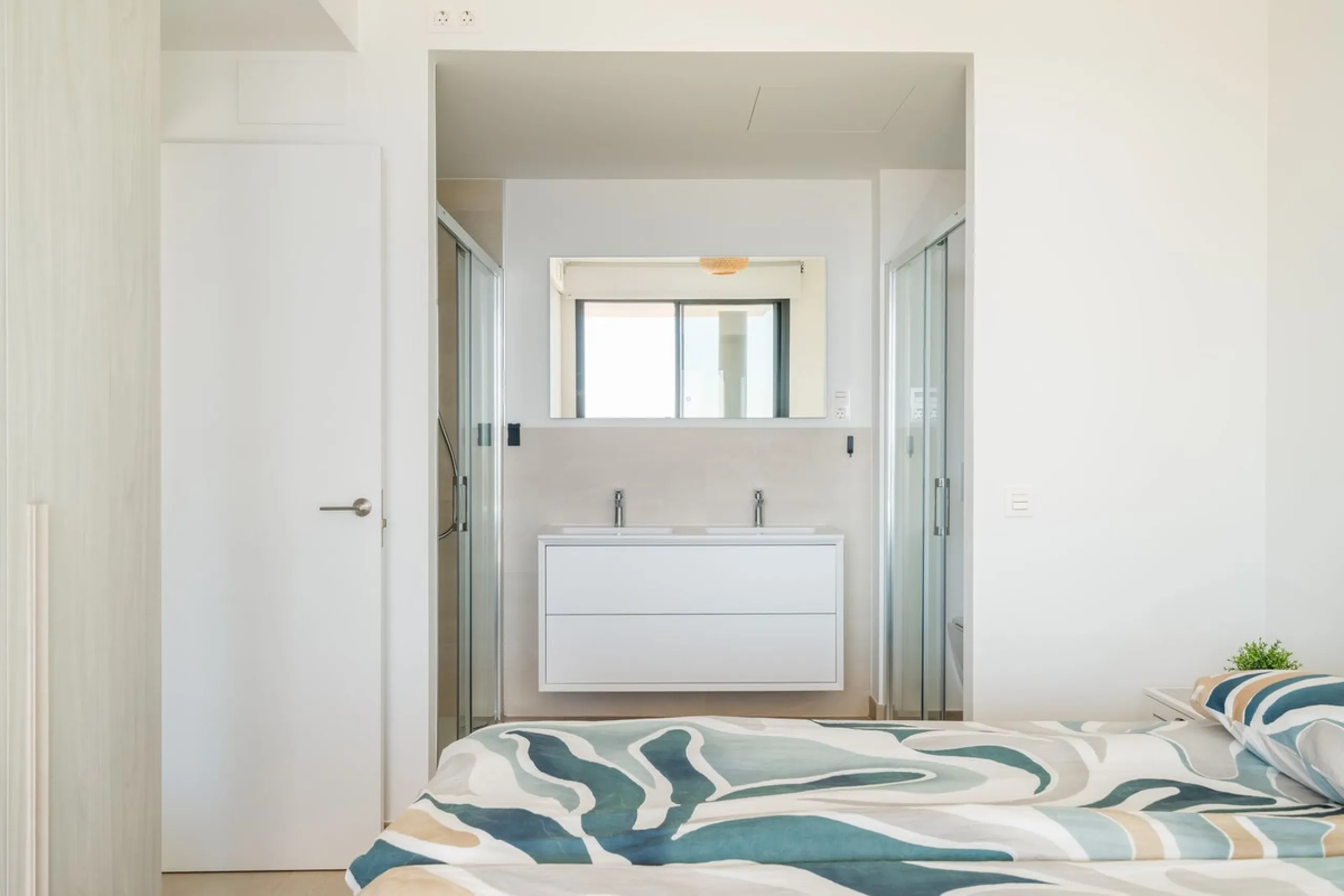 Apartment - Middle Floor Apartment в продаже в Fuengirola, Málaga. В доме 2 спален и 2 ванных комнат. Площадь дома 69 м²