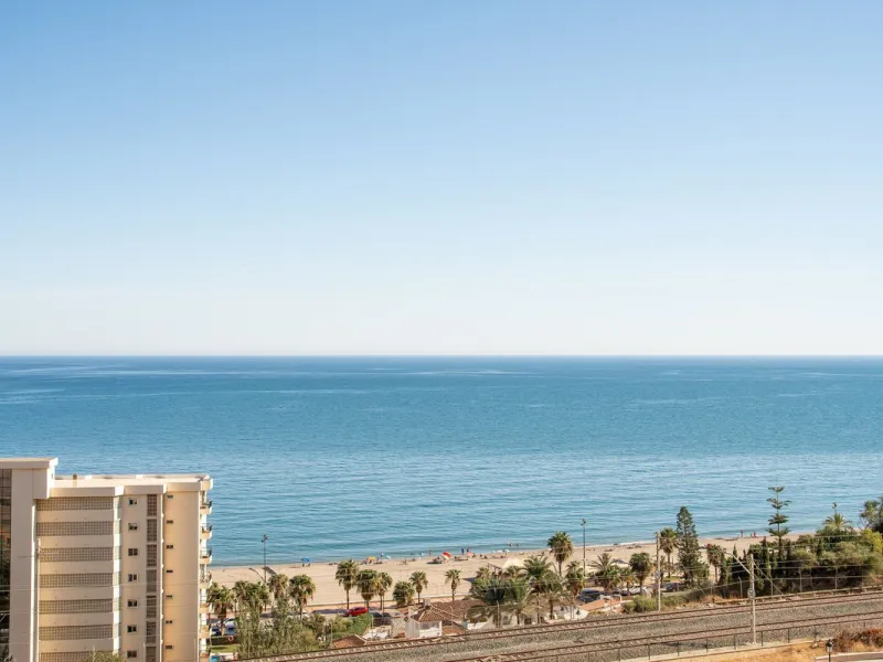 Apartment - Middle Floor Apartment в продаже в Fuengirola, Málaga. В доме 2 спален и 2 ванных комнат. Площадь дома 69 м²
