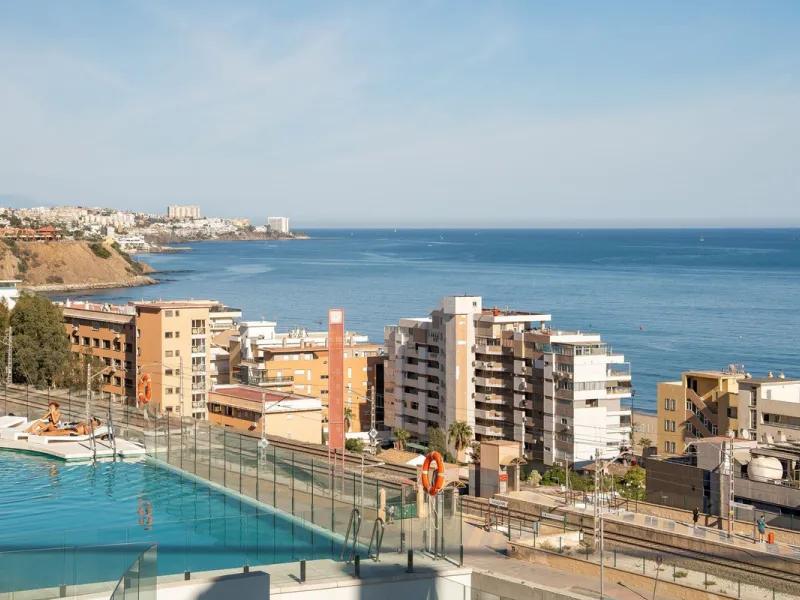Apartment - Middle Floor Apartment в продаже в Fuengirola, Málaga. В доме 2 спален и 2 ванных комнат. Площадь дома 69 м²