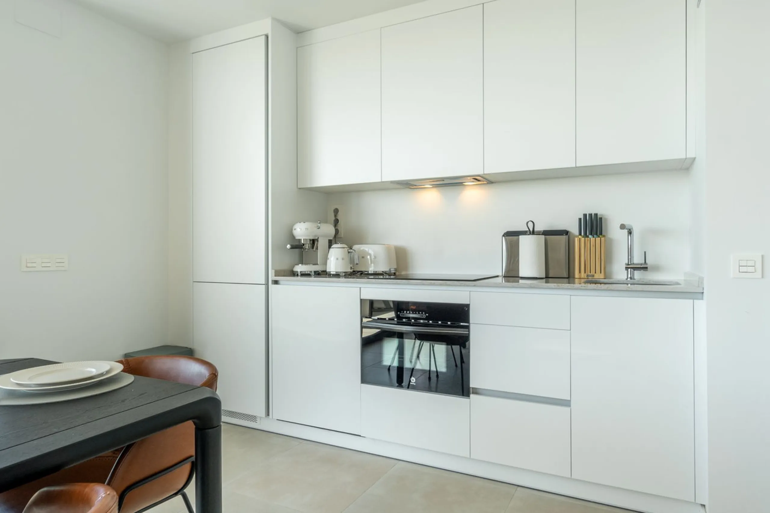 2-Bedroom / 2-Bathroom Apartment