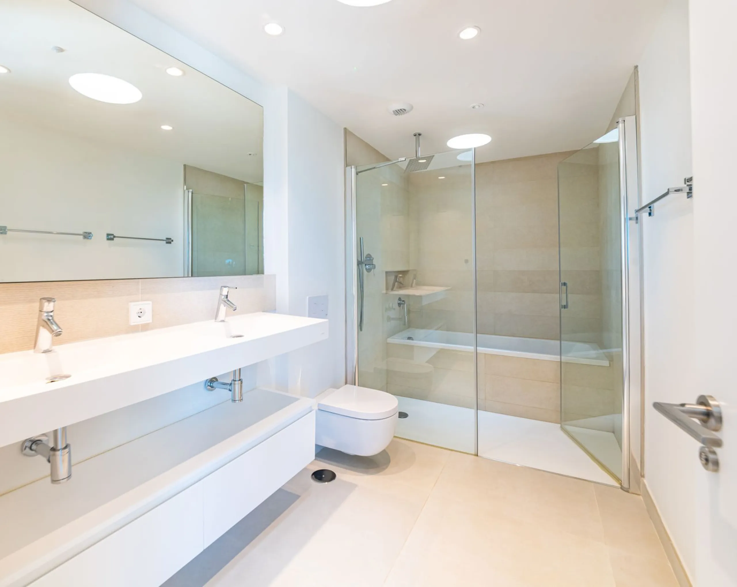 Exclusive Penthouse in Higuerón – Luxury Living on One Level