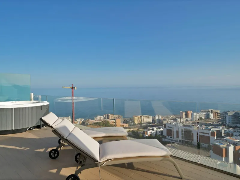 Penthouse with Breath taking Mediterranean Views in Residential Med One