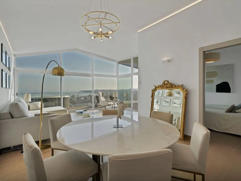 Penthouse with Breath taking Mediterranean Views in Residential Med One