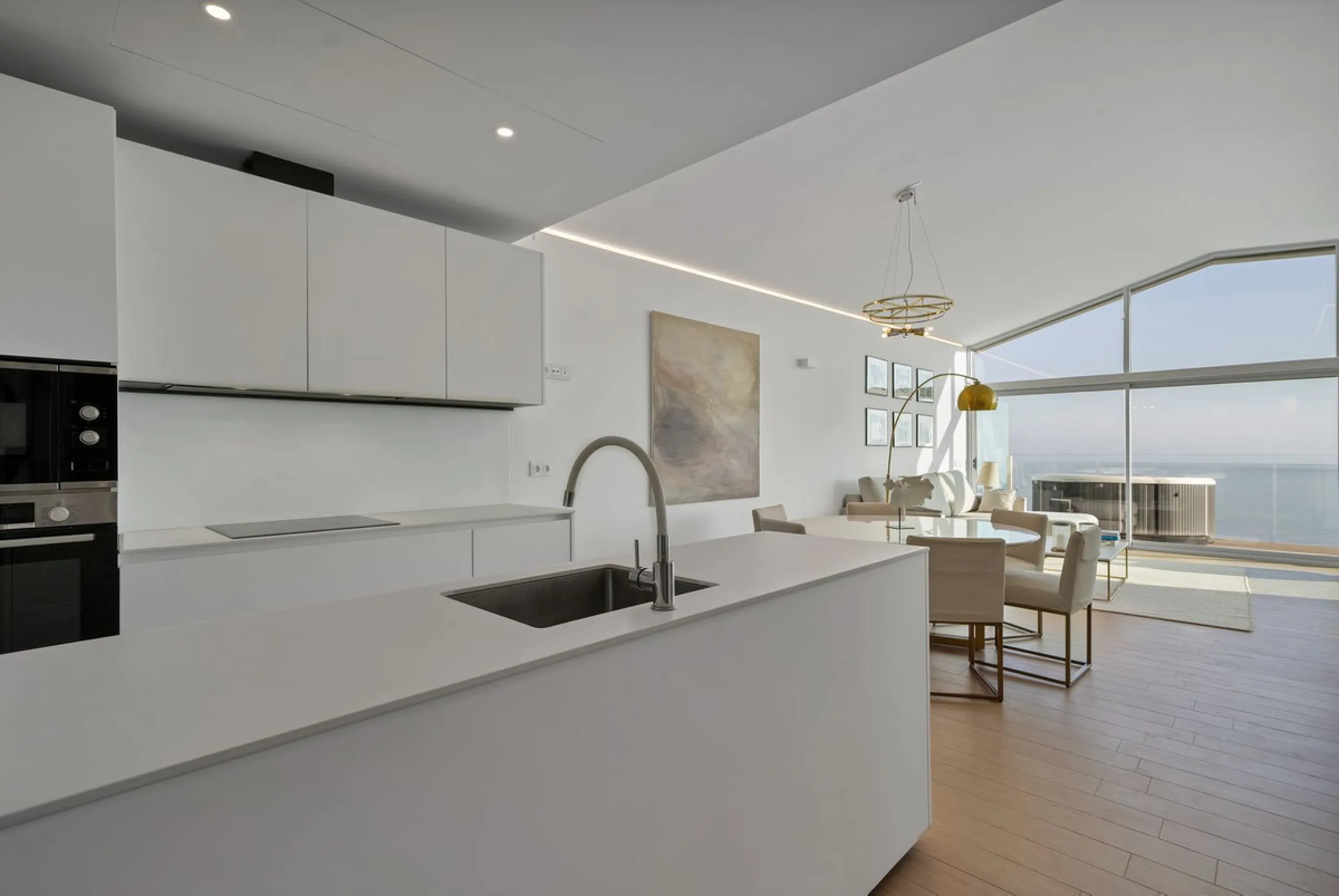 Penthouse with Breath taking Mediterranean Views in Residential Med One