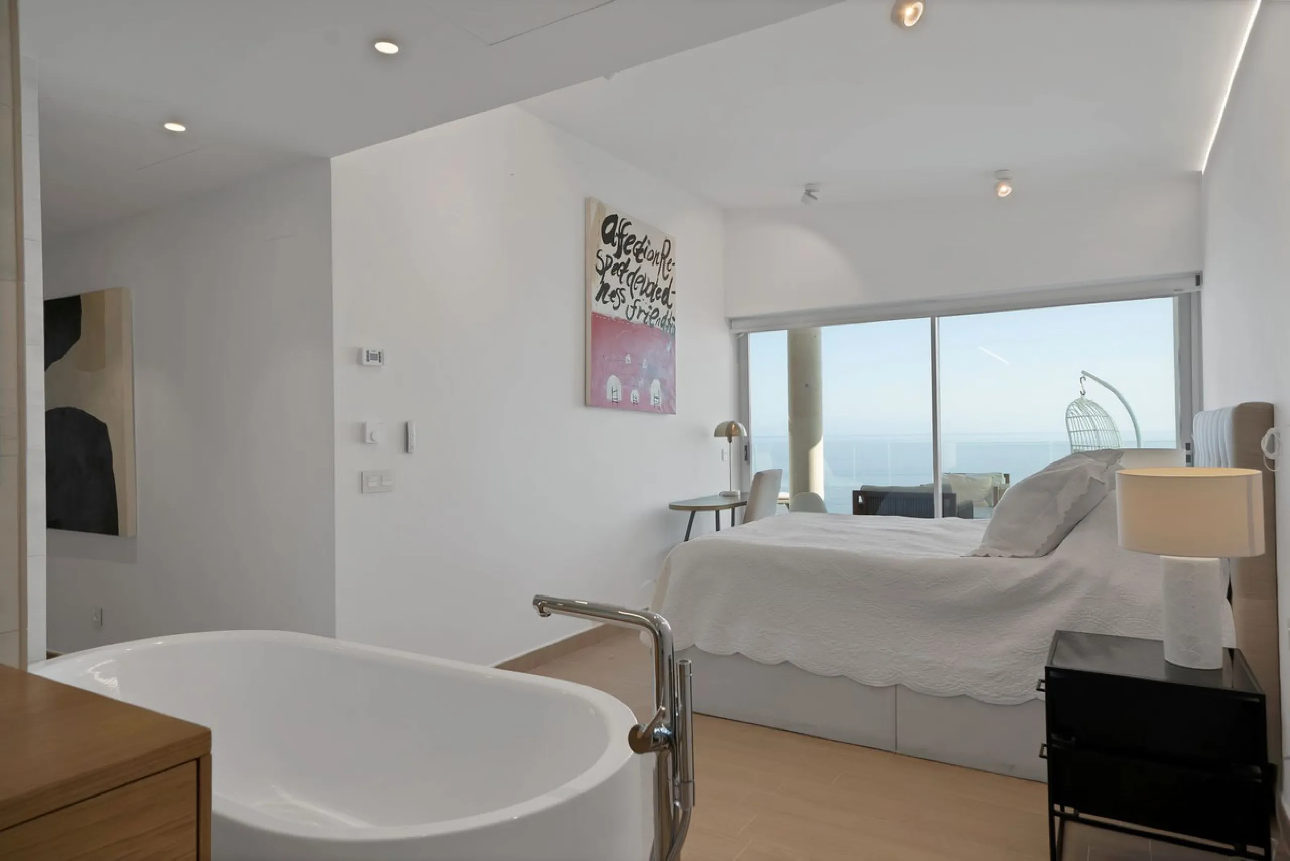 Penthouse with Breath taking Mediterranean Views in Residential Med One
