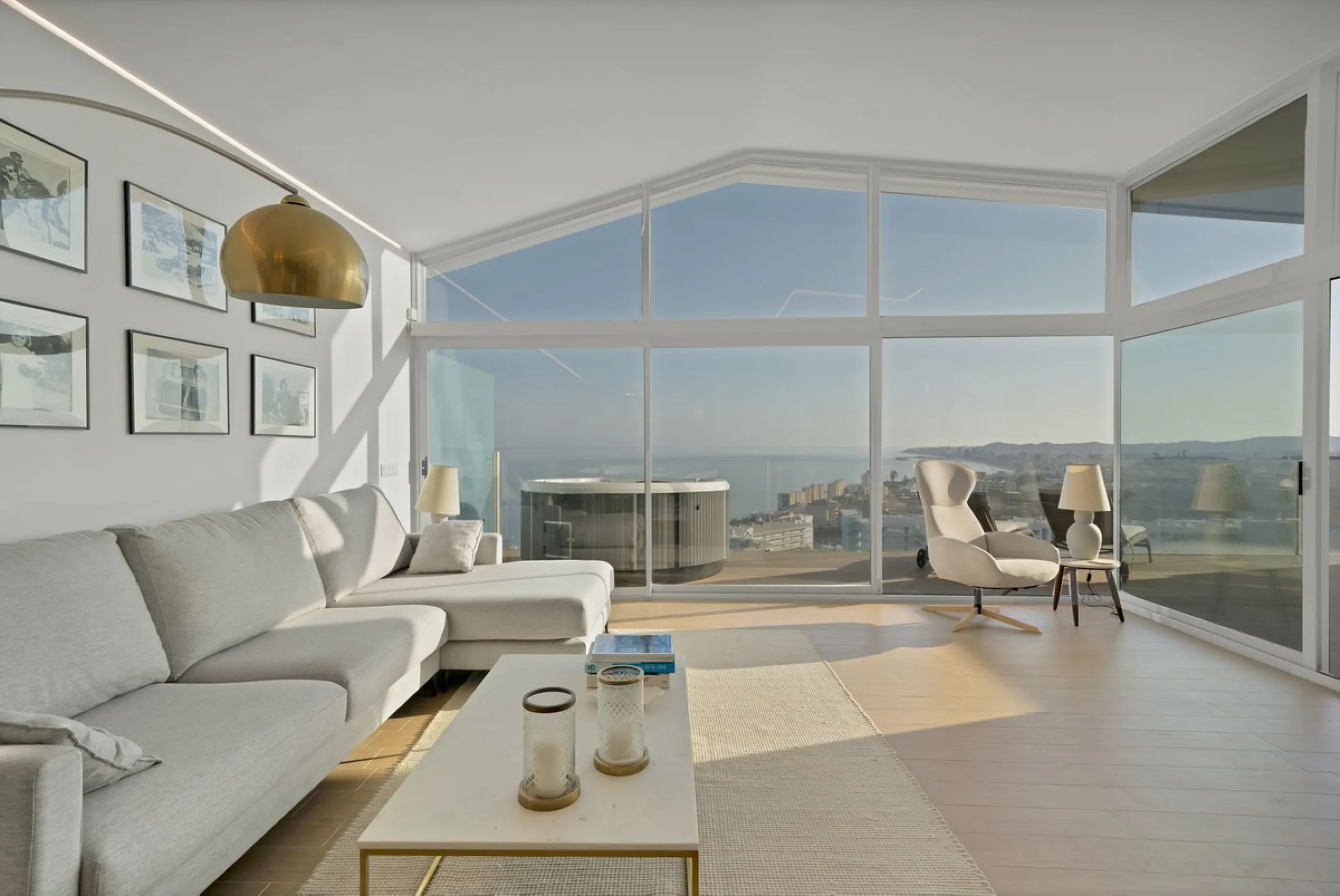 Penthouse with Breath taking Mediterranean Views in Residential Med One