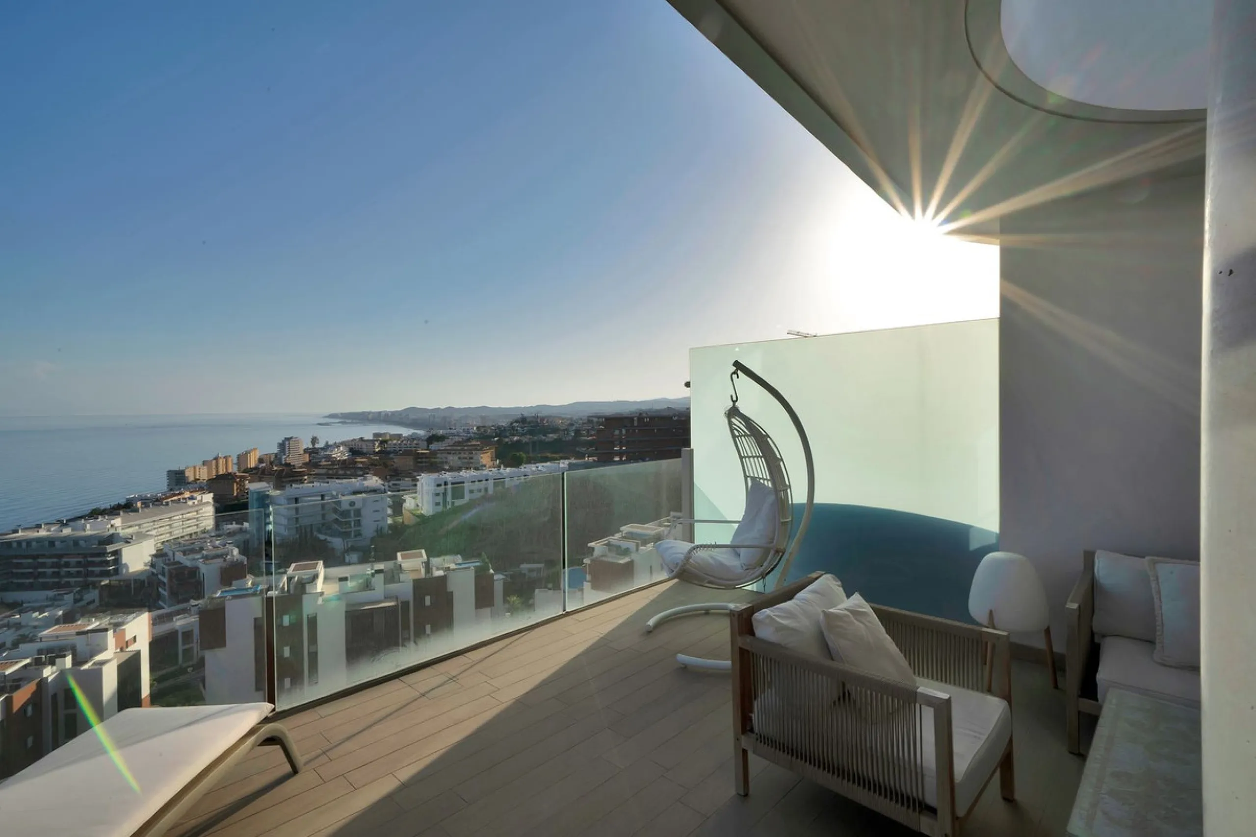 Penthouse with Breath taking Mediterranean Views in Residential Med One