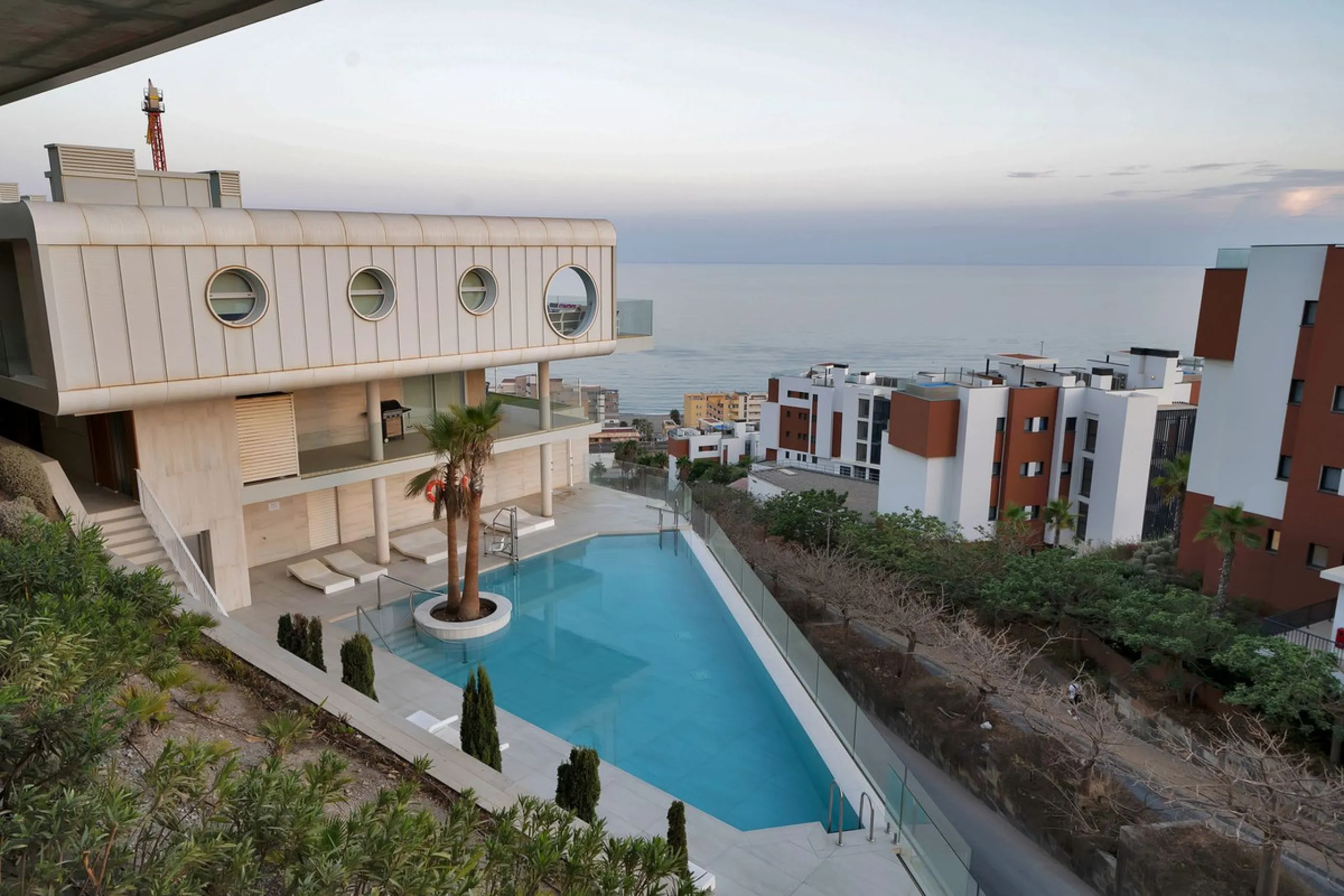 Penthouse with Breath taking Mediterranean Views in Residential Med One