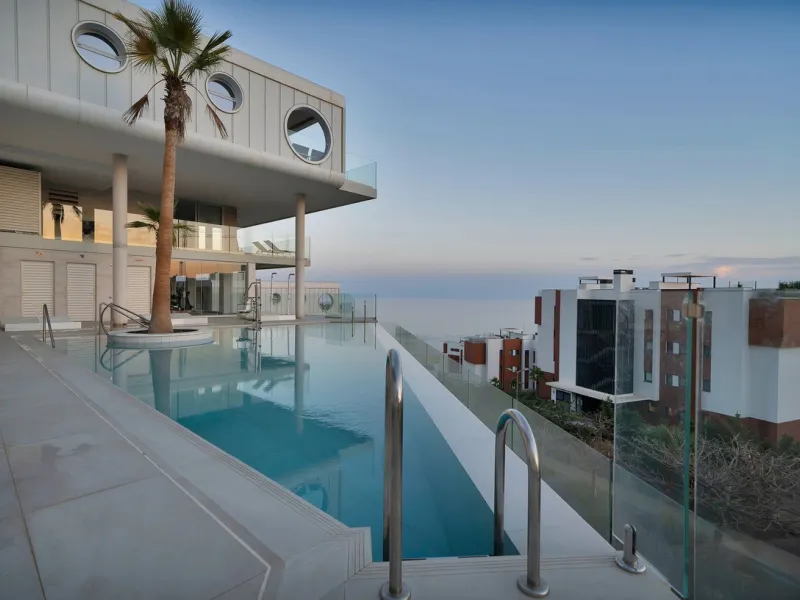 Penthouse with Breath taking Mediterranean Views in Residential Med One
