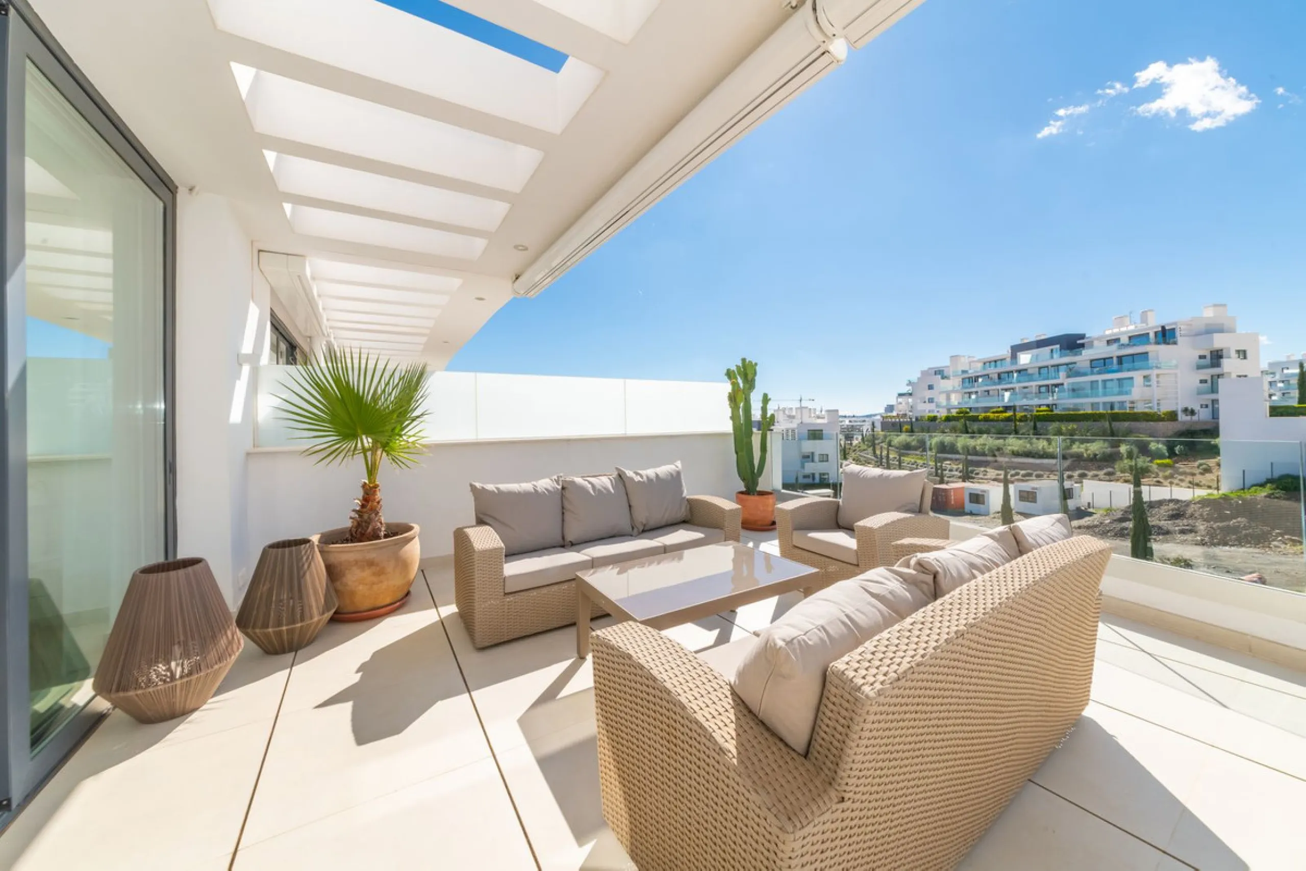 Exclusive Penthouse in Higuerón – Luxury Living on One Level
