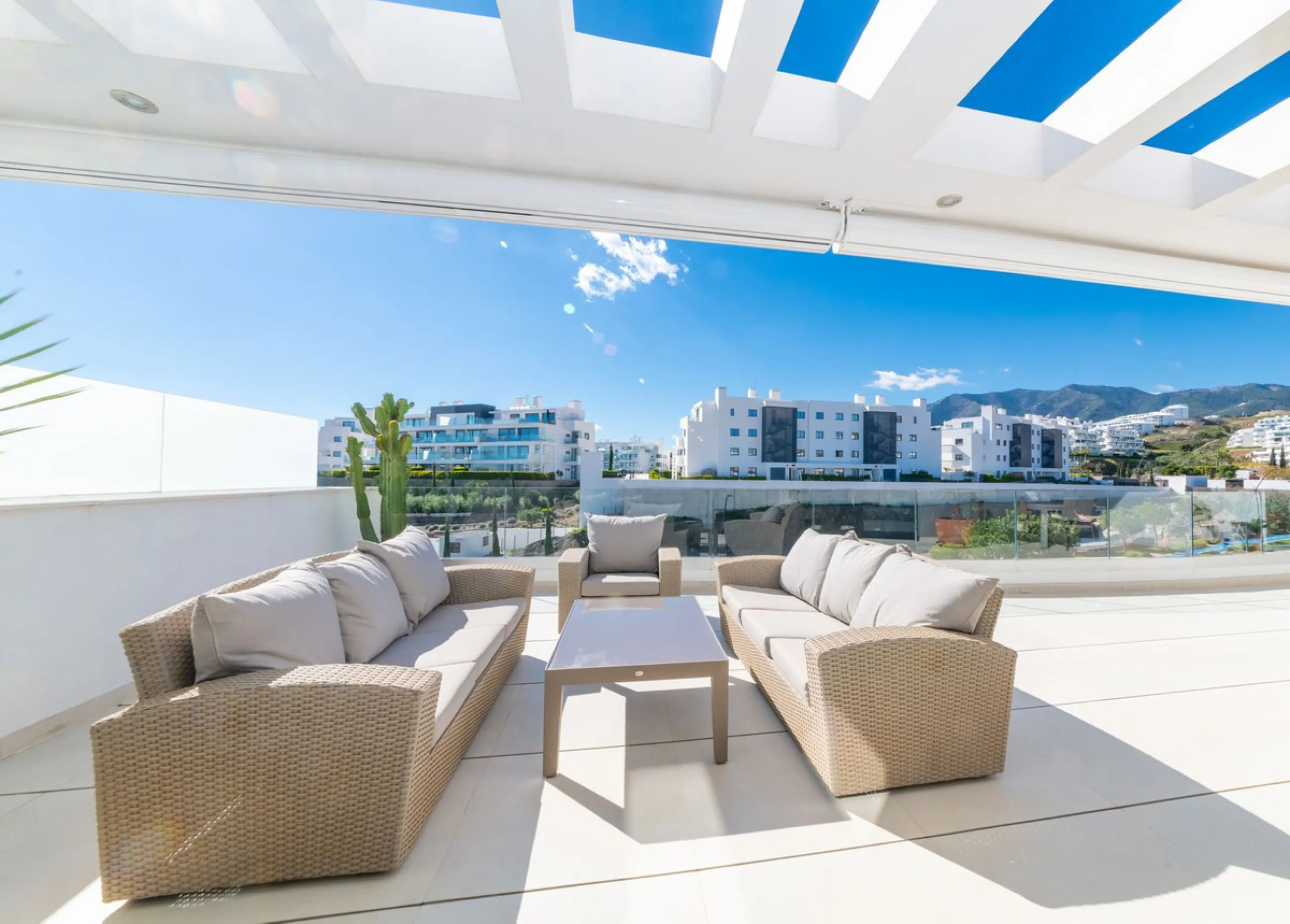 Exclusive Penthouse in Higuerón – Luxury Living on One Level