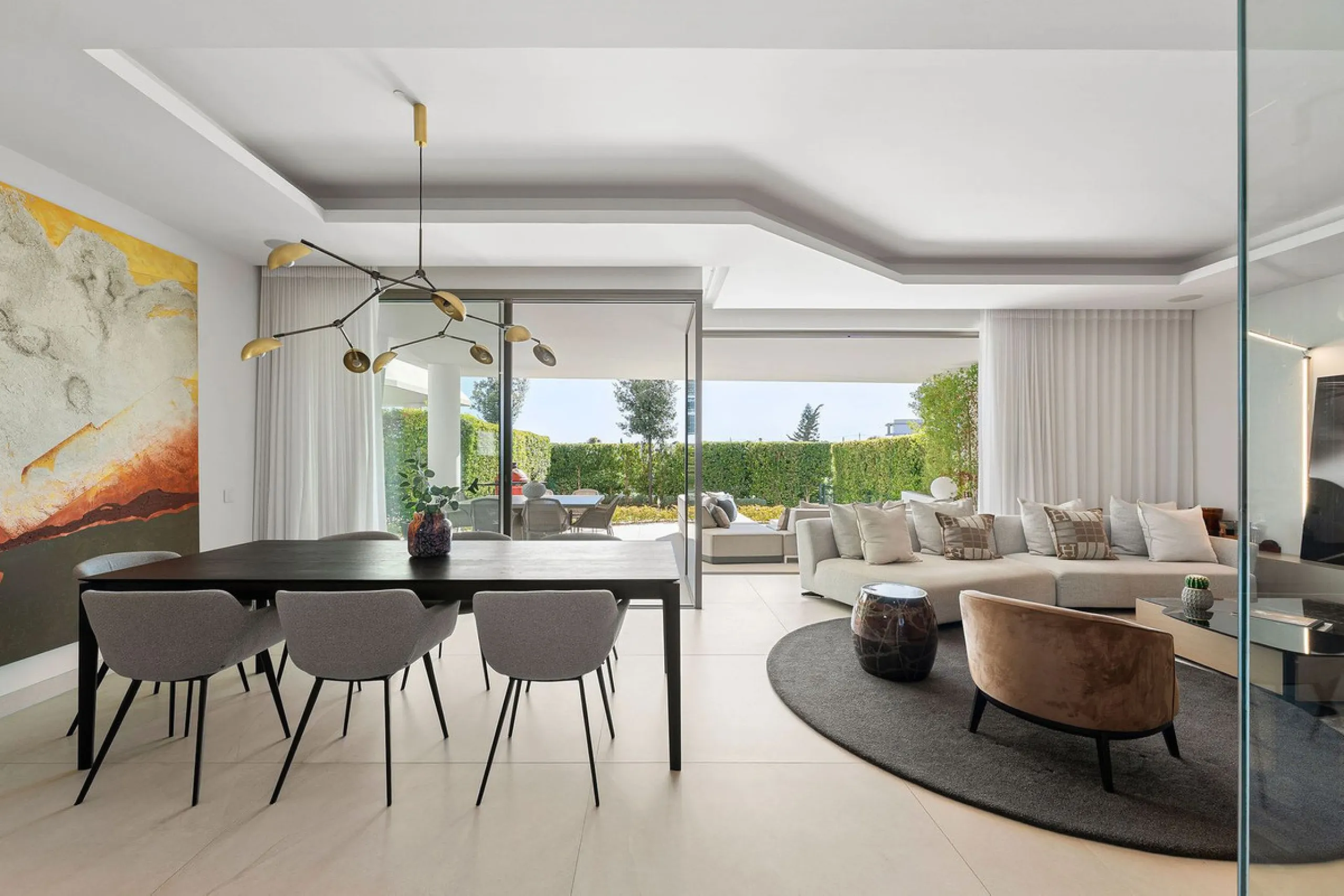 House - Semi-Detached House в продаже в Marbella, Málaga. В доме 4 спален и 4 ванных комнат. Площадь дома 463 м². Площадь участка 90 м²