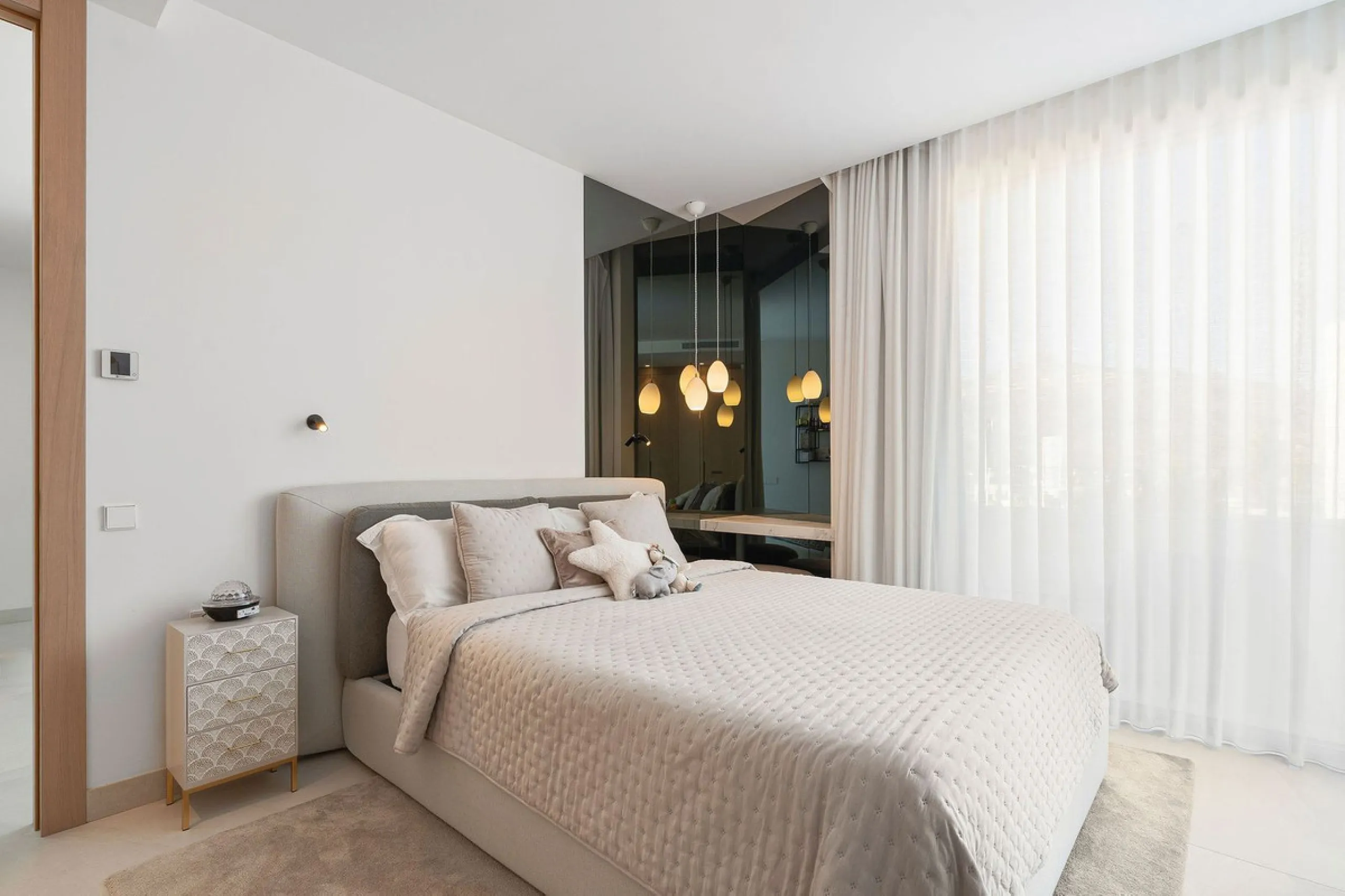 House - Semi-Detached House в продаже в Marbella, Málaga. В доме 4 спален и 4 ванных комнат. Площадь дома 463 м². Площадь участка 90 м²